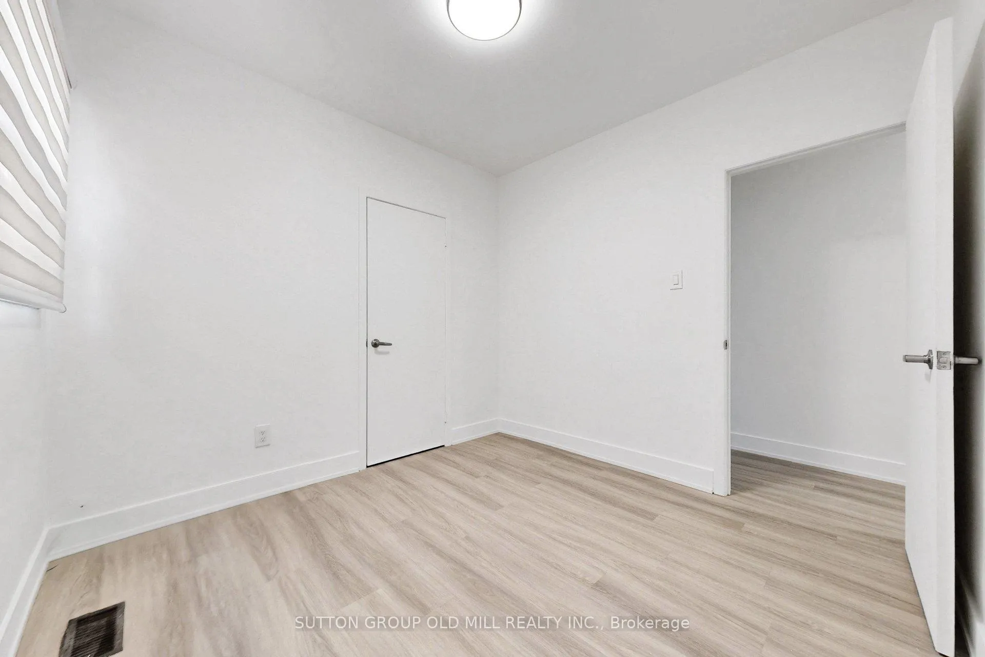 Photo 16 of 809A St Clair Avenue W, Toronto, Wychwood — HOMEH