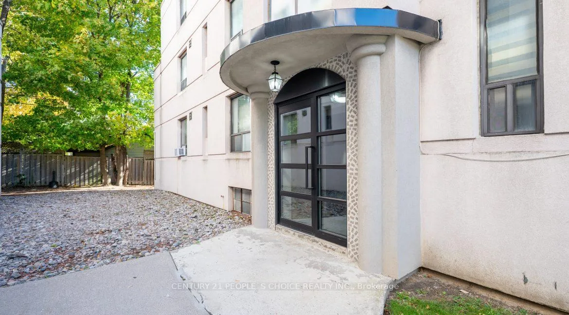 Photo 2 of Unit 5, 875 Avenue Road, Toronto, Yonge-Eglinton — HOMEH