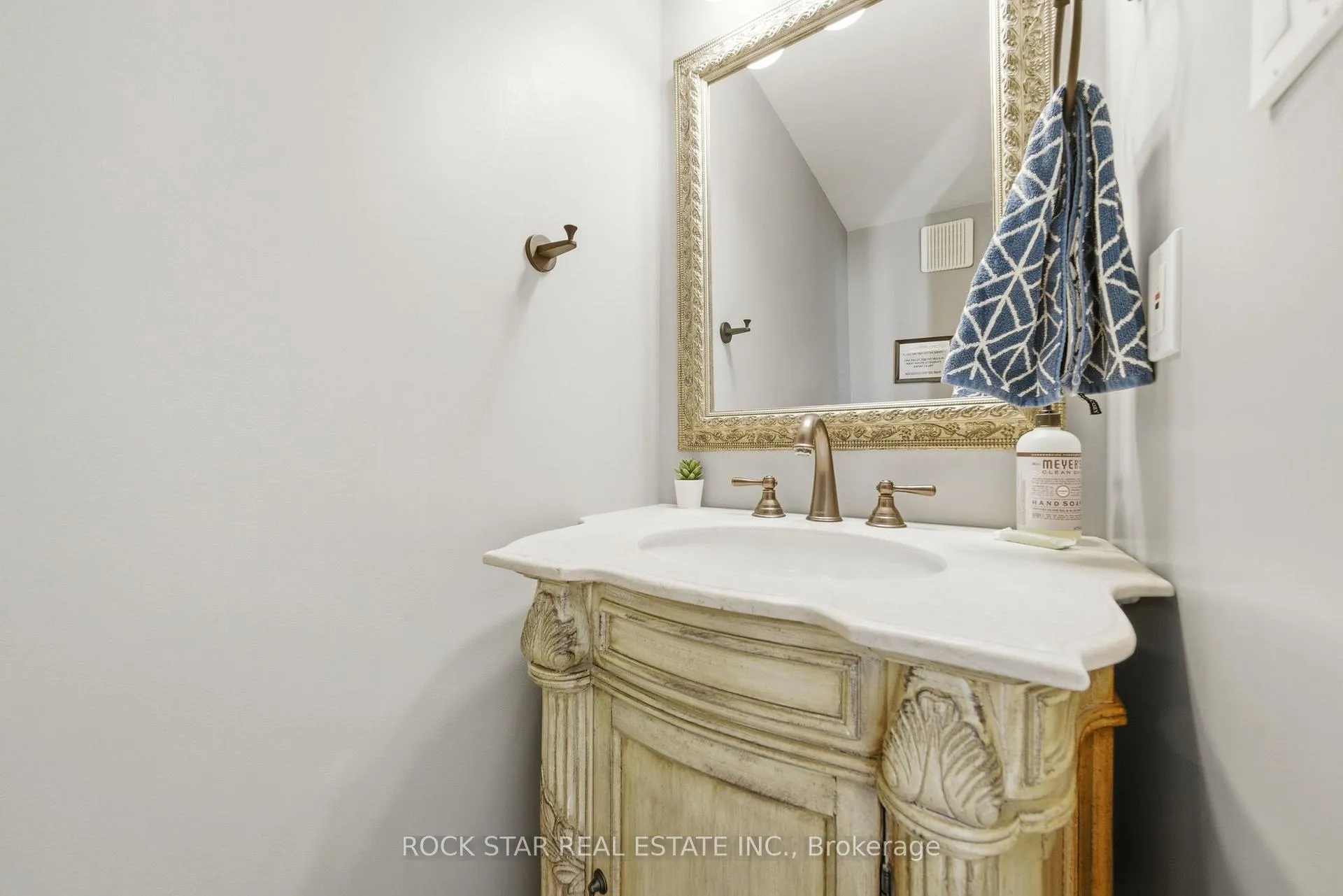Photo 17 of 72 Martindale Road, St. Catharines, Grapeview — HOMEH