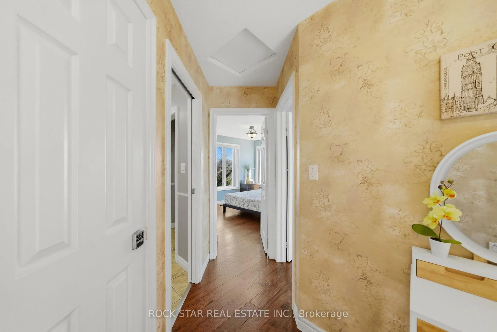Photo 18 of 72 Martindale Road, St. Catharines, Grapeview — HOMEH