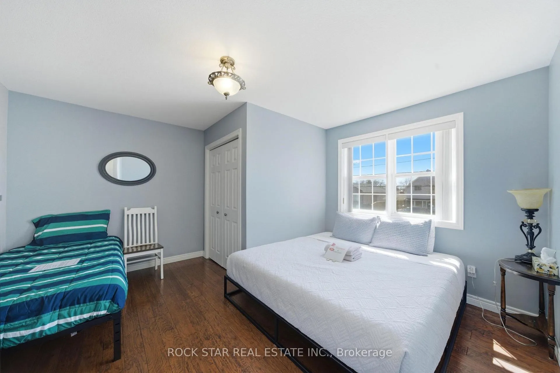 Photo 23 of 72 Martindale Road, St. Catharines, Grapeview — HOMEH