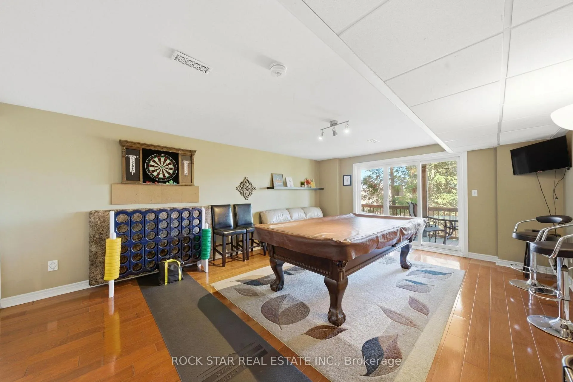Photo 25 of 72 Martindale Road, St. Catharines, Grapeview — HOMEH