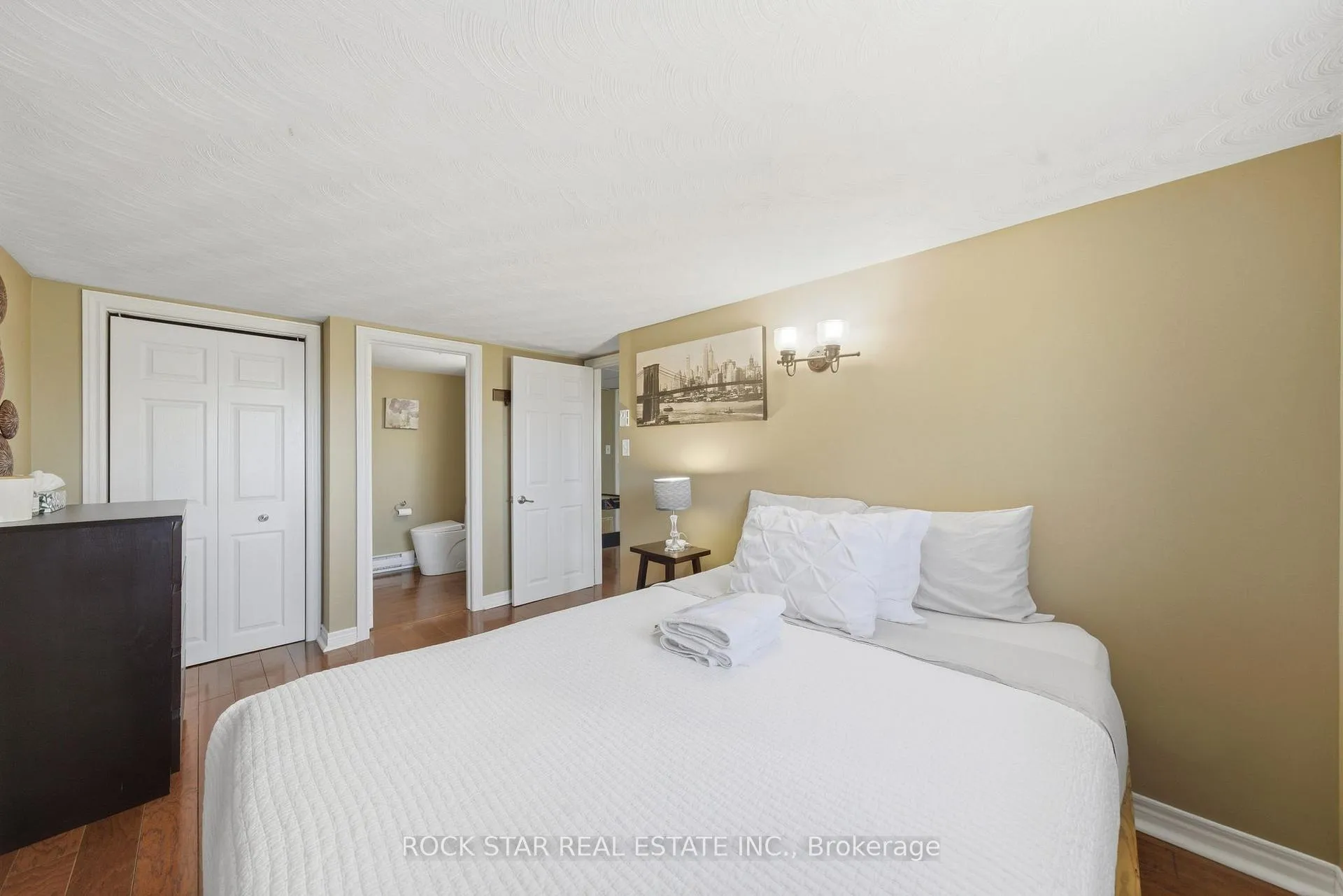 Photo 28 of 72 Martindale Road, St. Catharines, Grapeview — HOMEH