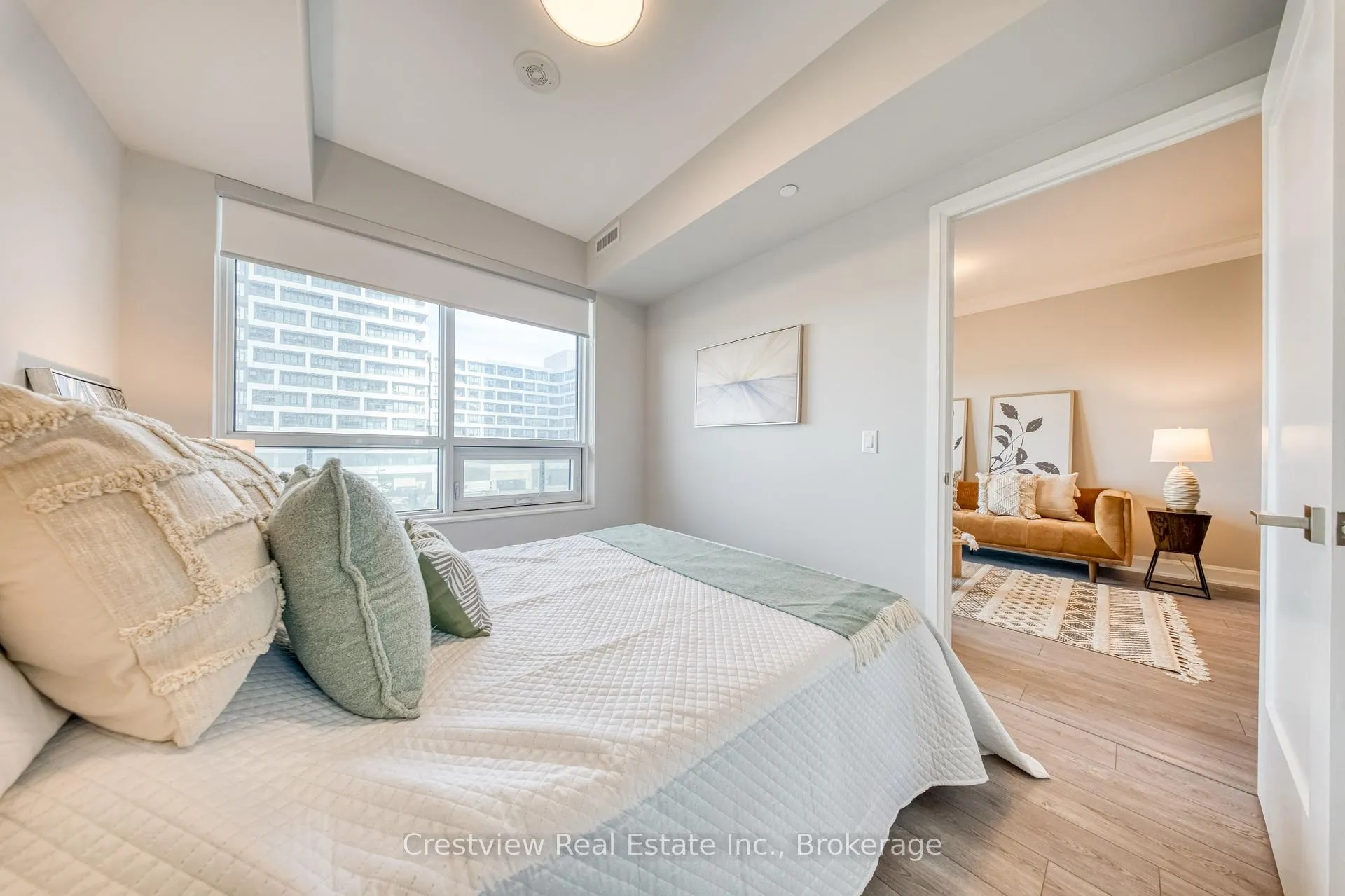 Photo 9 of Unit 309, 8 Water Walk Drive, Markham, Unionville — HOMEH