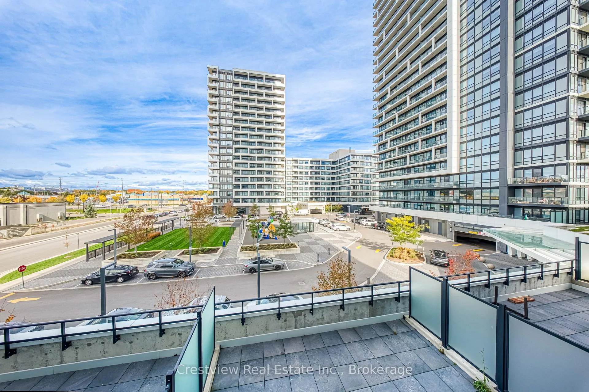 Photo 17 of Unit 309, 8 Water Walk Drive, Markham, Unionville — HOMEH