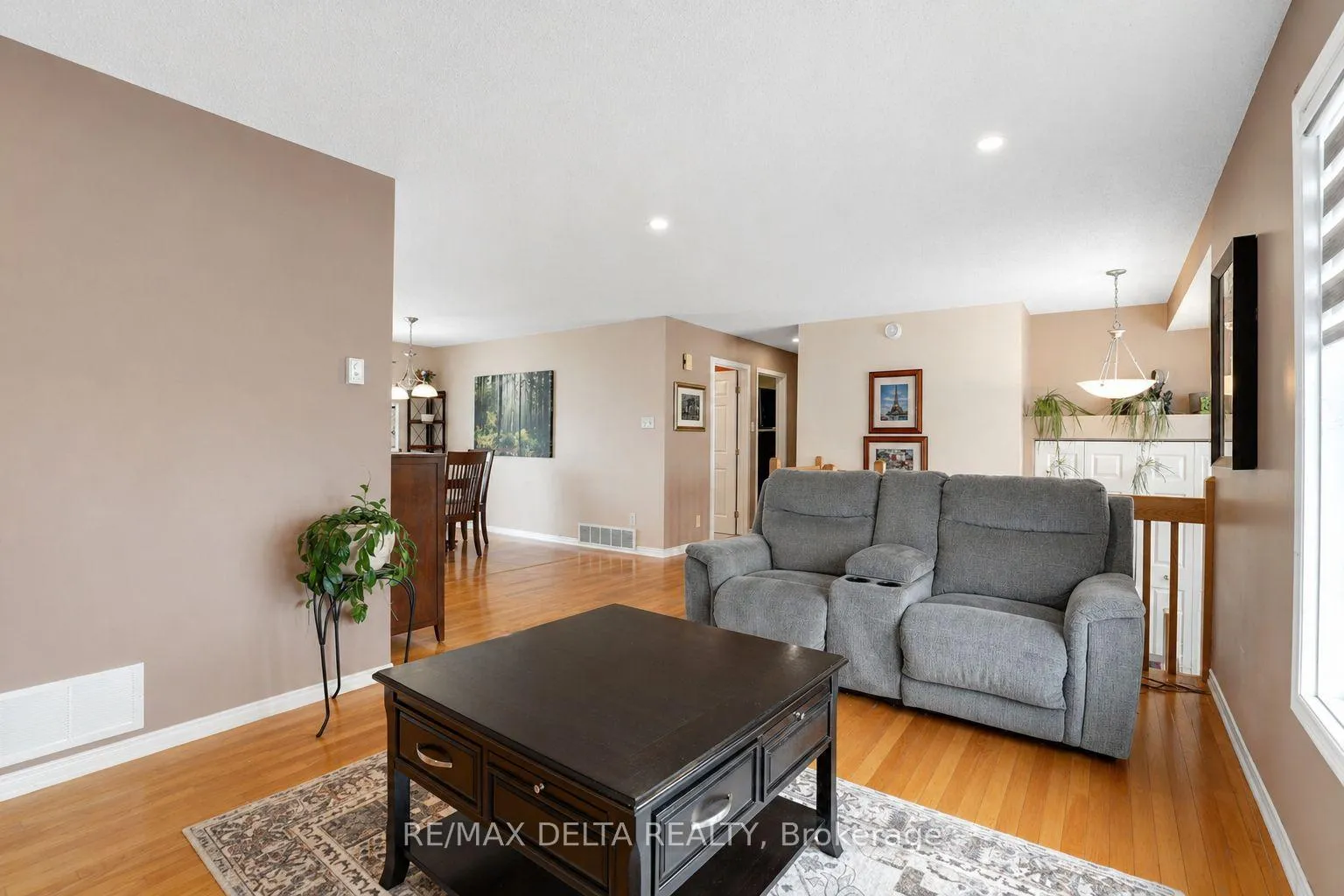 Photo 14 of 2031 Devine Road, Ottawa, Vars Village — HOMEH