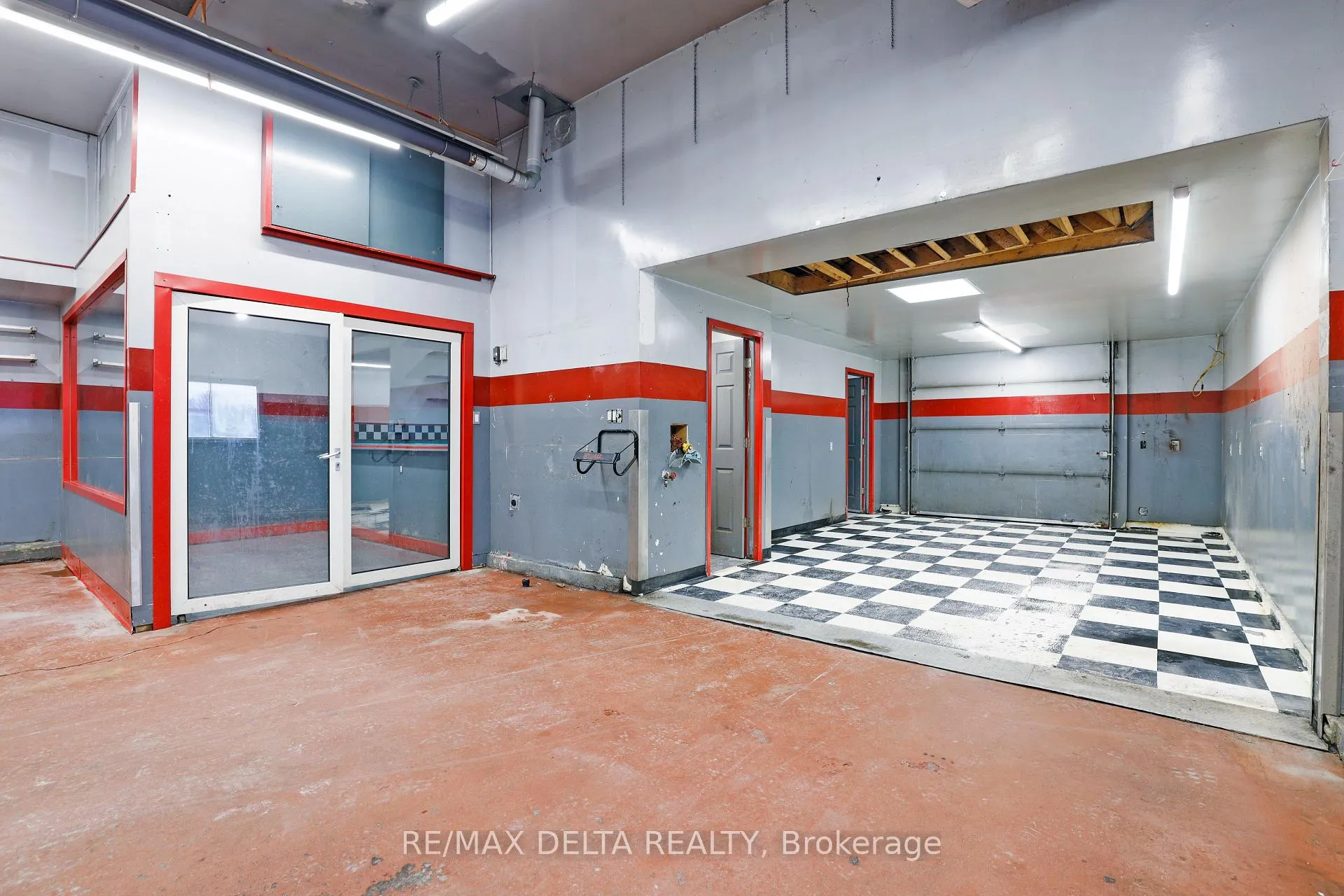 Photo 26 of 2031 Devine Road, Ottawa, Vars Village — HOMEH