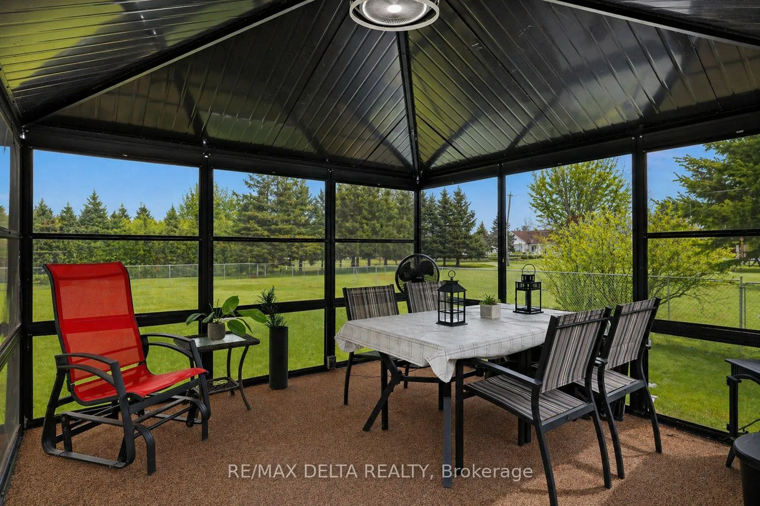 Photo 30 of 2031 Devine Road, Ottawa, Vars Village — HOMEH