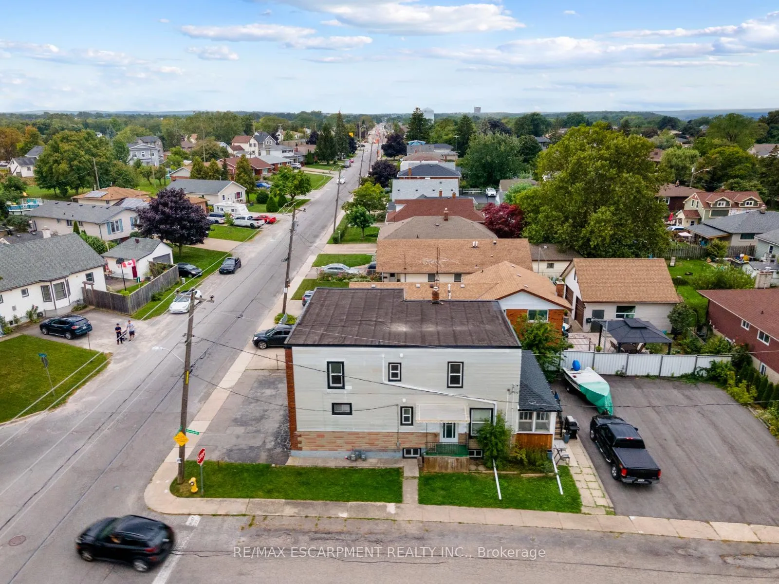 Photo 2 of 86 Townline Road W, St. Catharines, Burleigh Hill — HOMEH