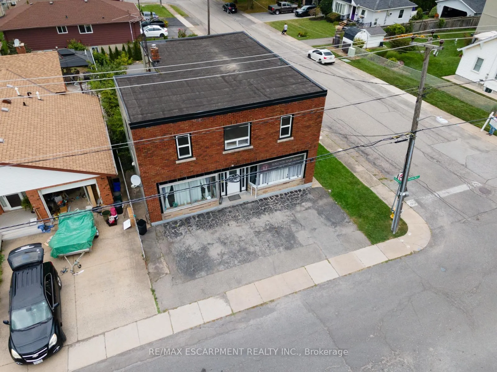 Photo 27 of 86 Townline Road W, St. Catharines, Burleigh Hill — HOMEH