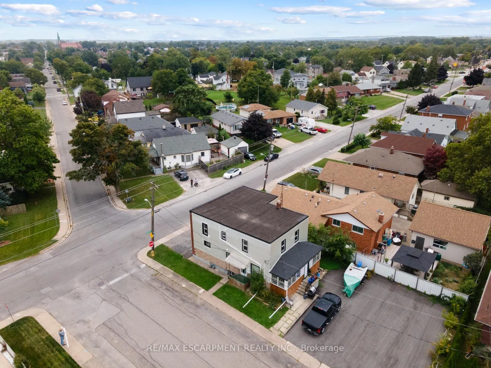 Photo 30 of 86 Townline Road W, St. Catharines, Burleigh Hill — HOMEH