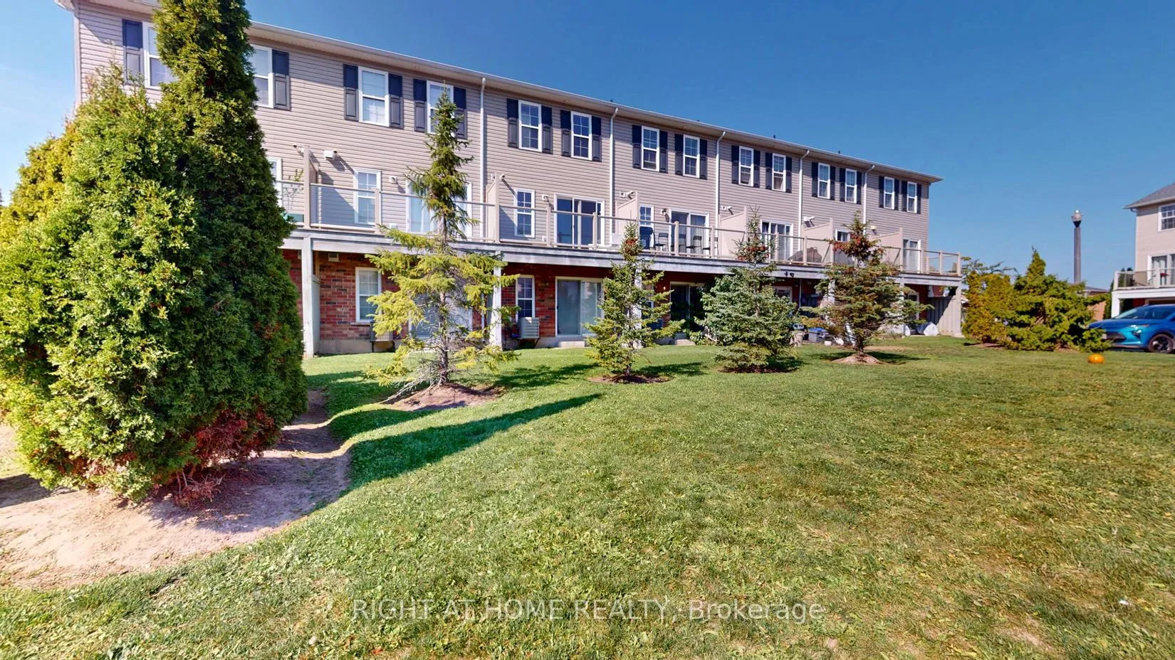 Photo 12 of Unit 20, 91 Coughlin Road, Barrie, Holly — HOMEH