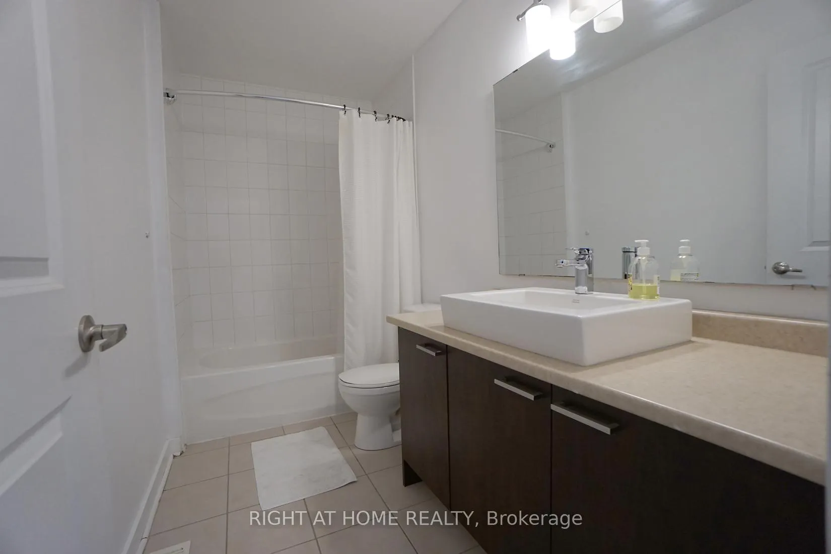 Photo 37 of Unit 20, 91 Coughlin Road, Barrie, Holly — HOMEH