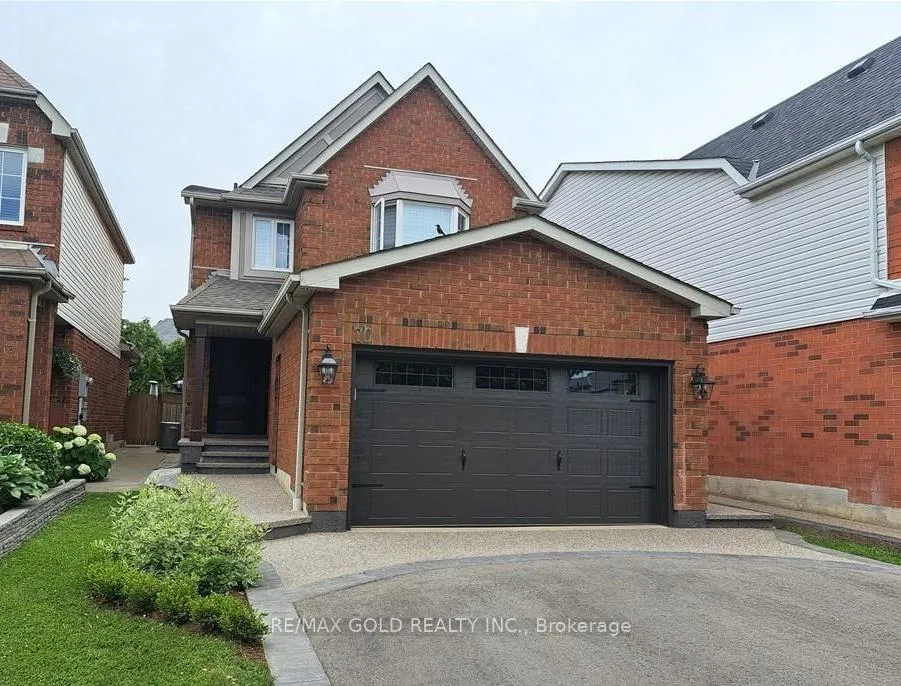 Photo 1 of 70 Curry Crescent, Halton Hills, Georgetown — HOMEH