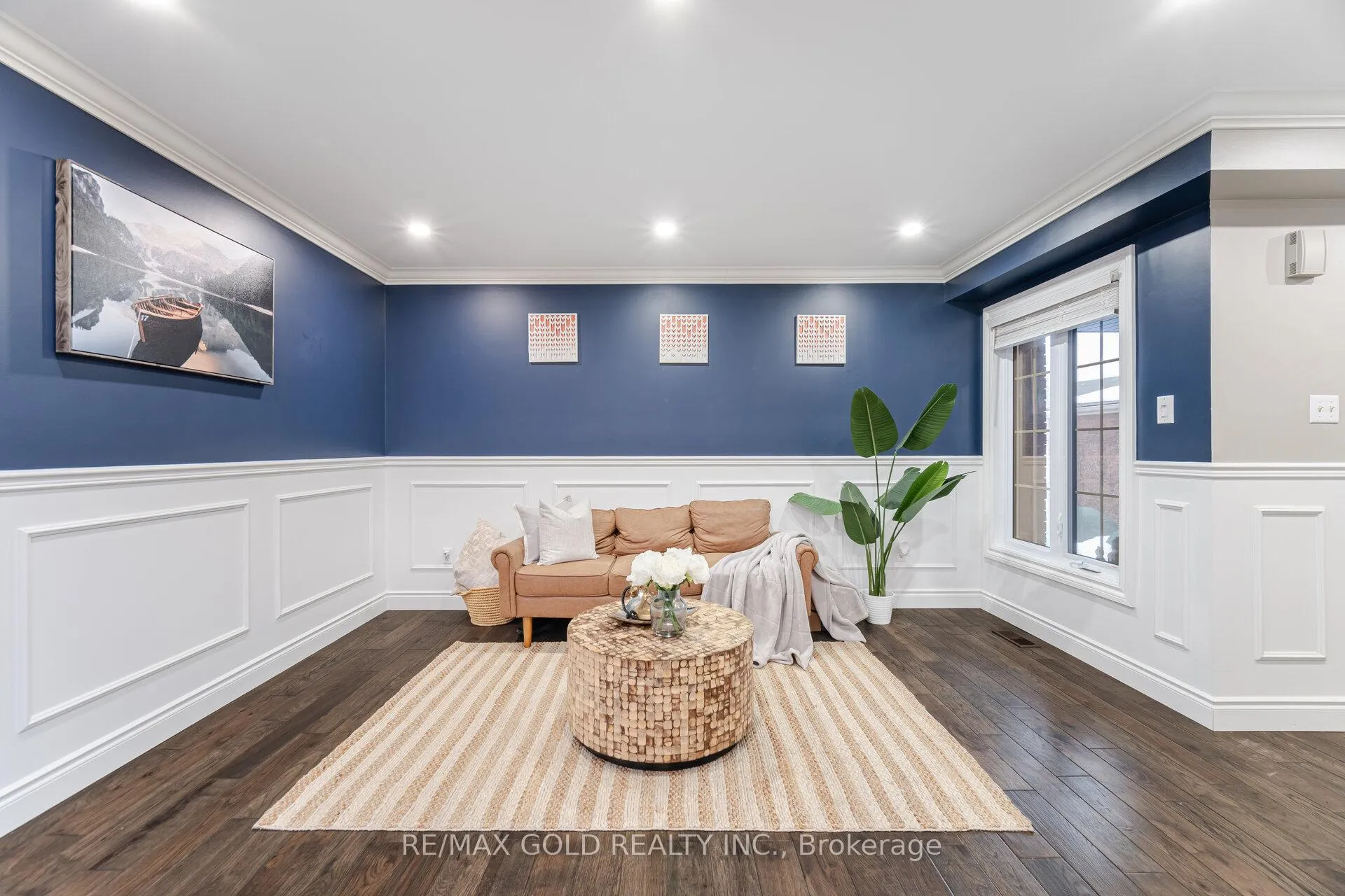 Photo 6 of 70 Curry Crescent, Halton Hills, Georgetown — HOMEH