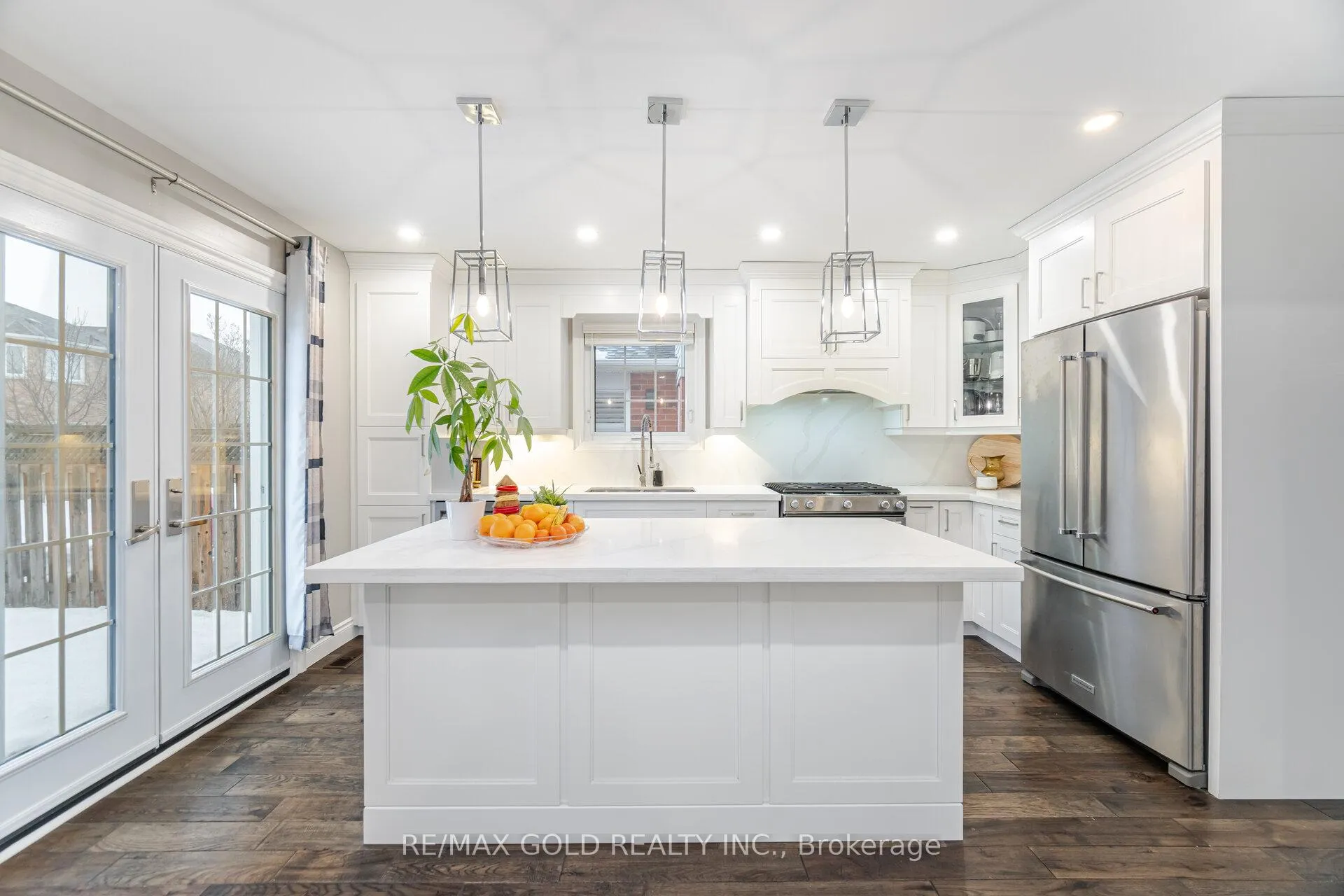 Photo 12 of 70 Curry Crescent, Halton Hills, Georgetown — HOMEH