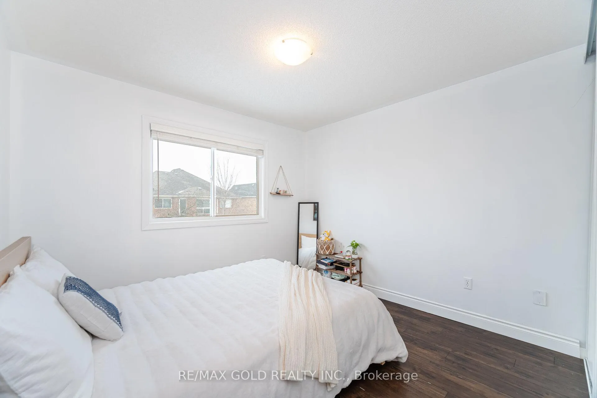 Photo 27 of 70 Curry Crescent, Halton Hills, Georgetown — HOMEH