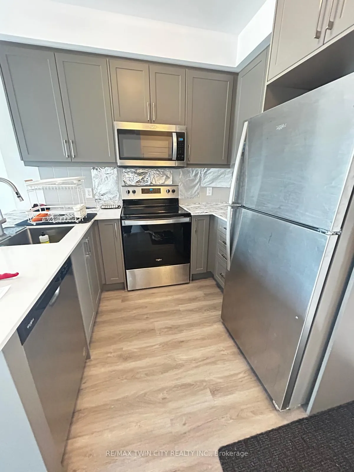 Photo 5 of Unit 303, 1000 Lackner Place, Kitchener — HOMEH