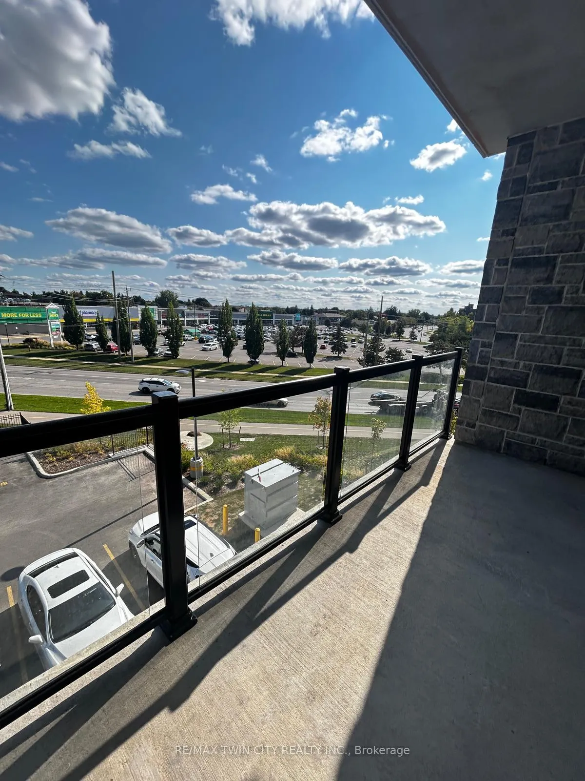 Photo 16 of Unit 303, 1000 Lackner Place, Kitchener — HOMEH