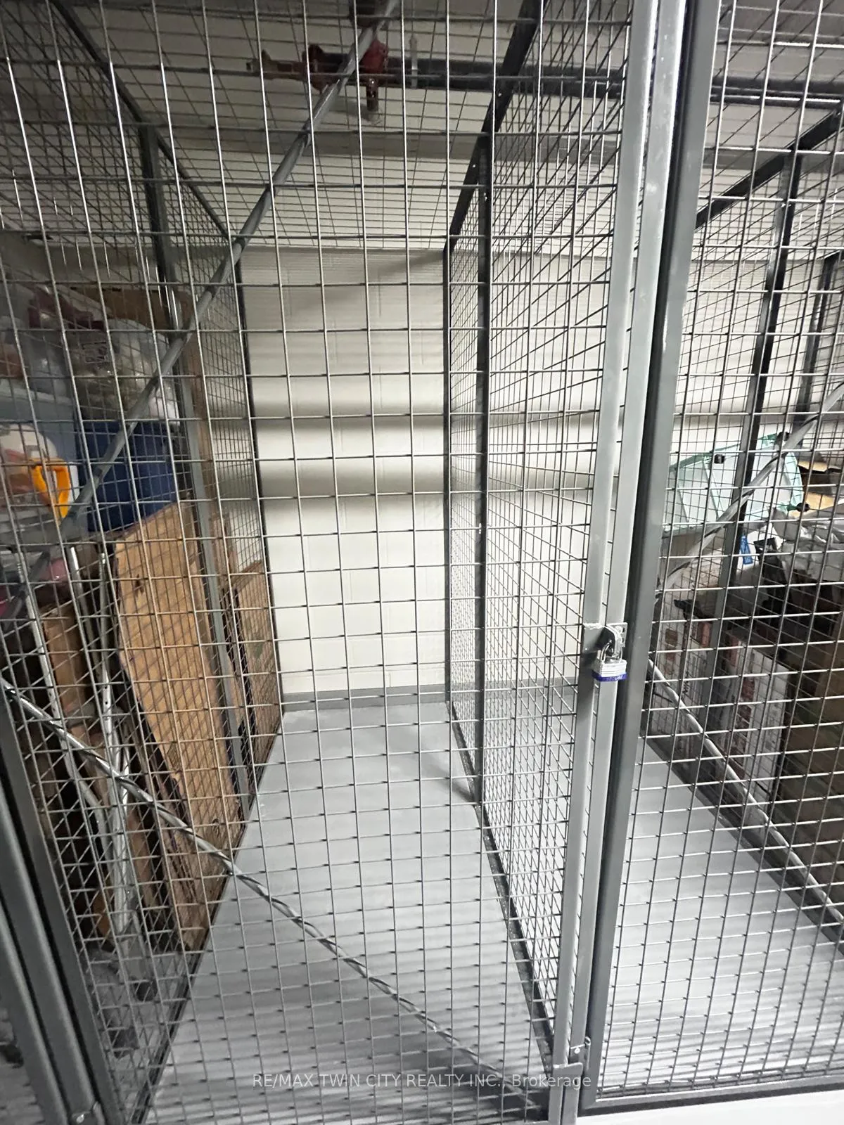 Photo 19 of Unit 303, 1000 Lackner Place, Kitchener — HOMEH