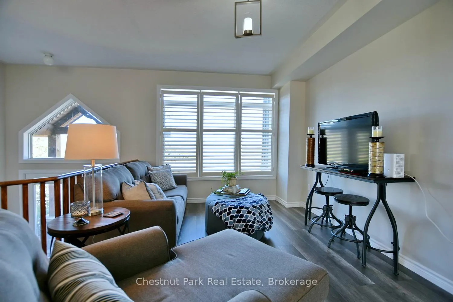 Photo 10 of 56 Joseph Trail, Collingwood — HOMEH