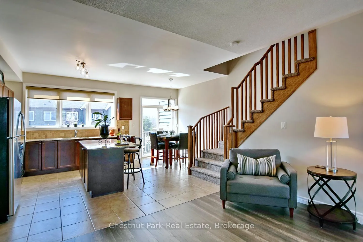 Photo 15 of 56 Joseph Trail, Collingwood — HOMEH