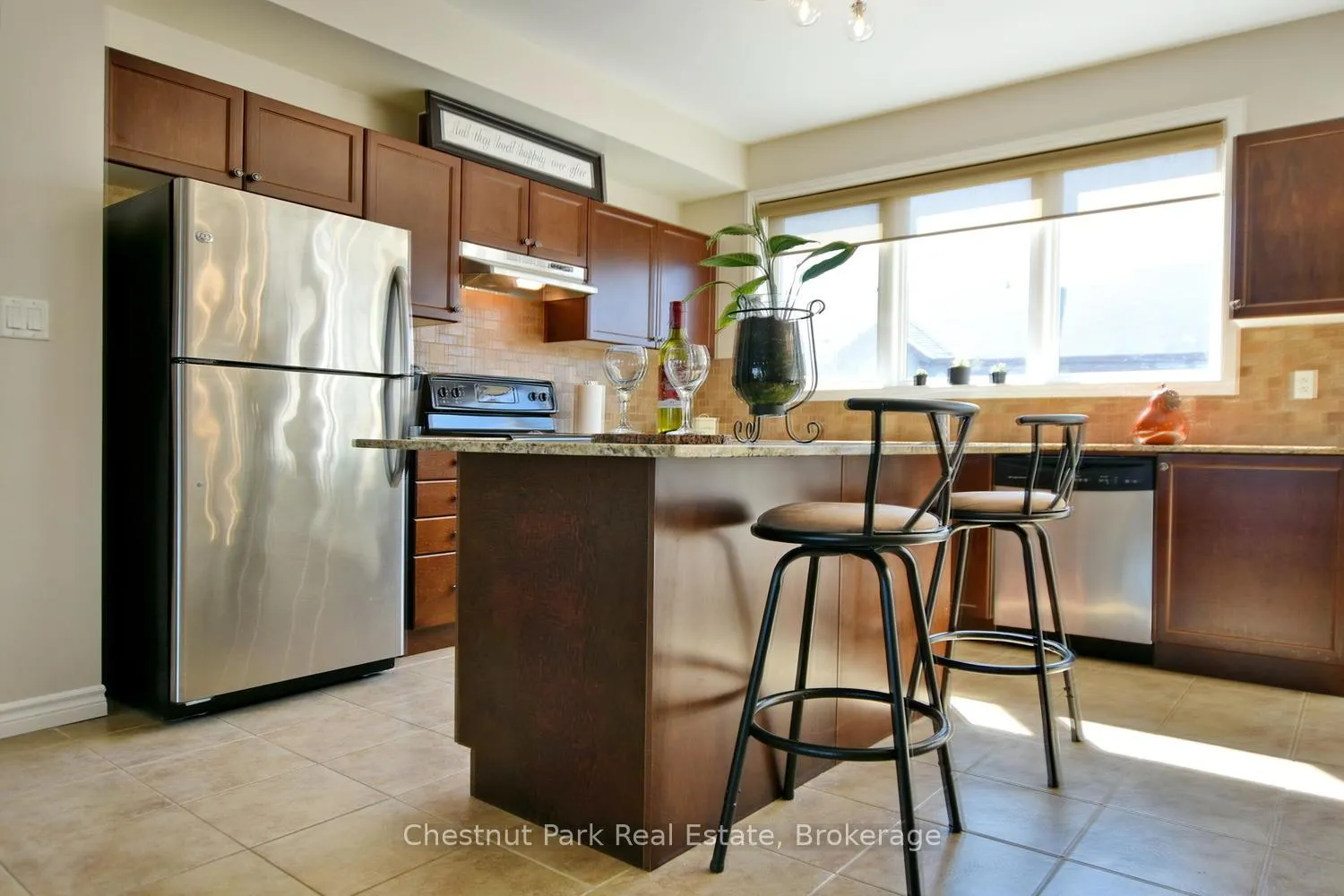 Photo 17 of 56 Joseph Trail, Collingwood — HOMEH