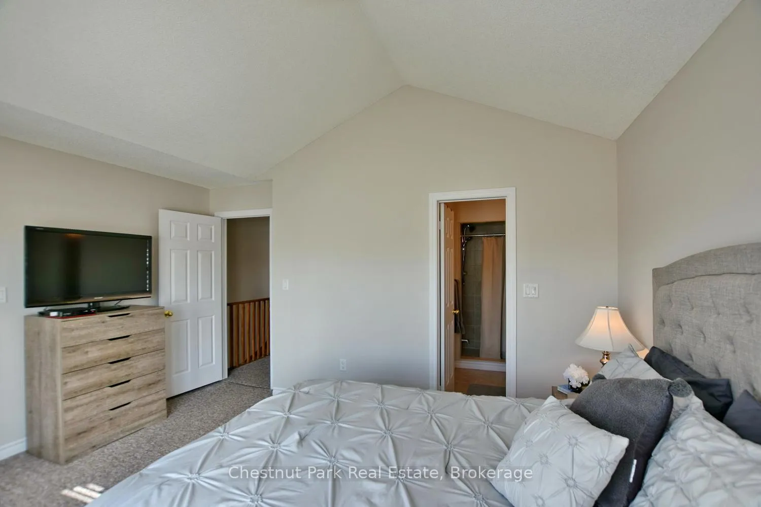 Photo 28 of 56 Joseph Trail, Collingwood — HOMEH