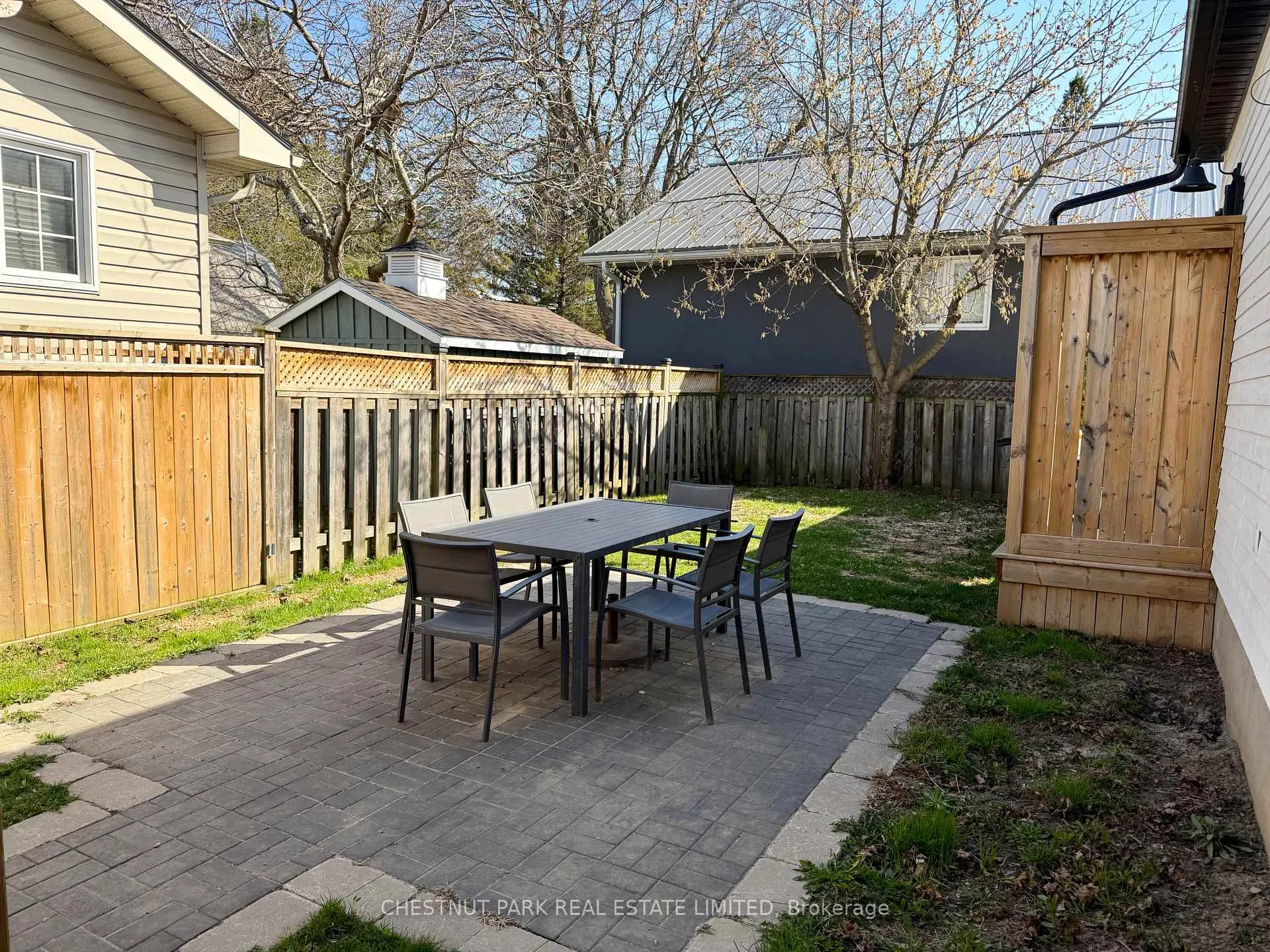 Photo 3 of 29 Johnson Street, Prince Edward County, Picton Ward — HOMEH