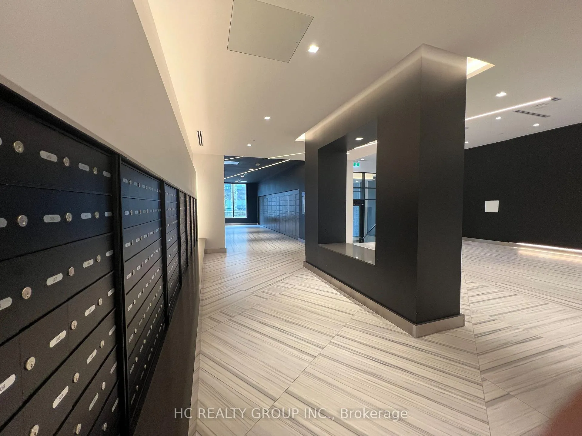 Photo 14 of Unit 305, 18 Water Walk Drive, Markham, Unionville — HOMEH