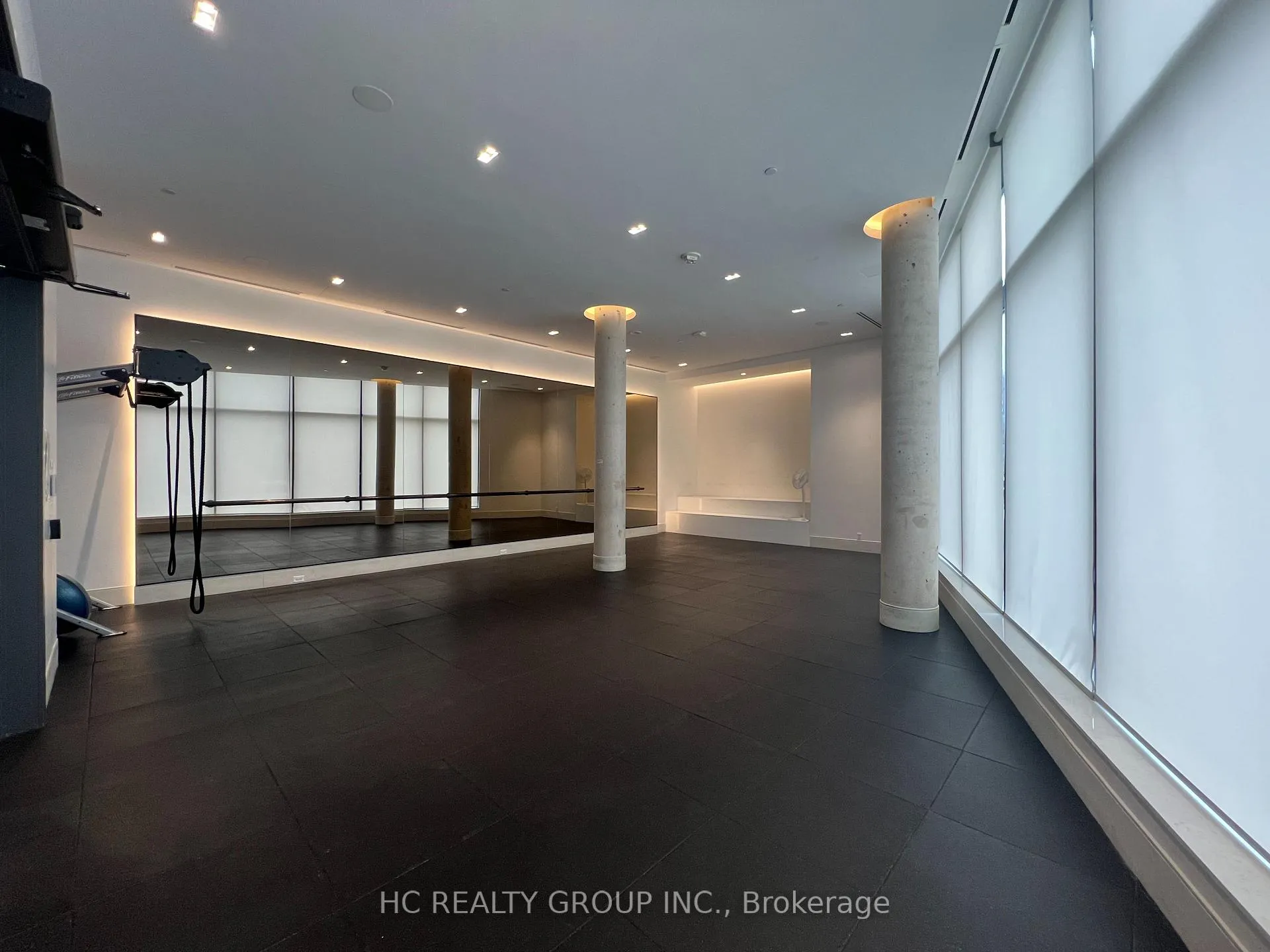 Photo 18 of Unit 305, 18 Water Walk Drive, Markham, Unionville — HOMEH