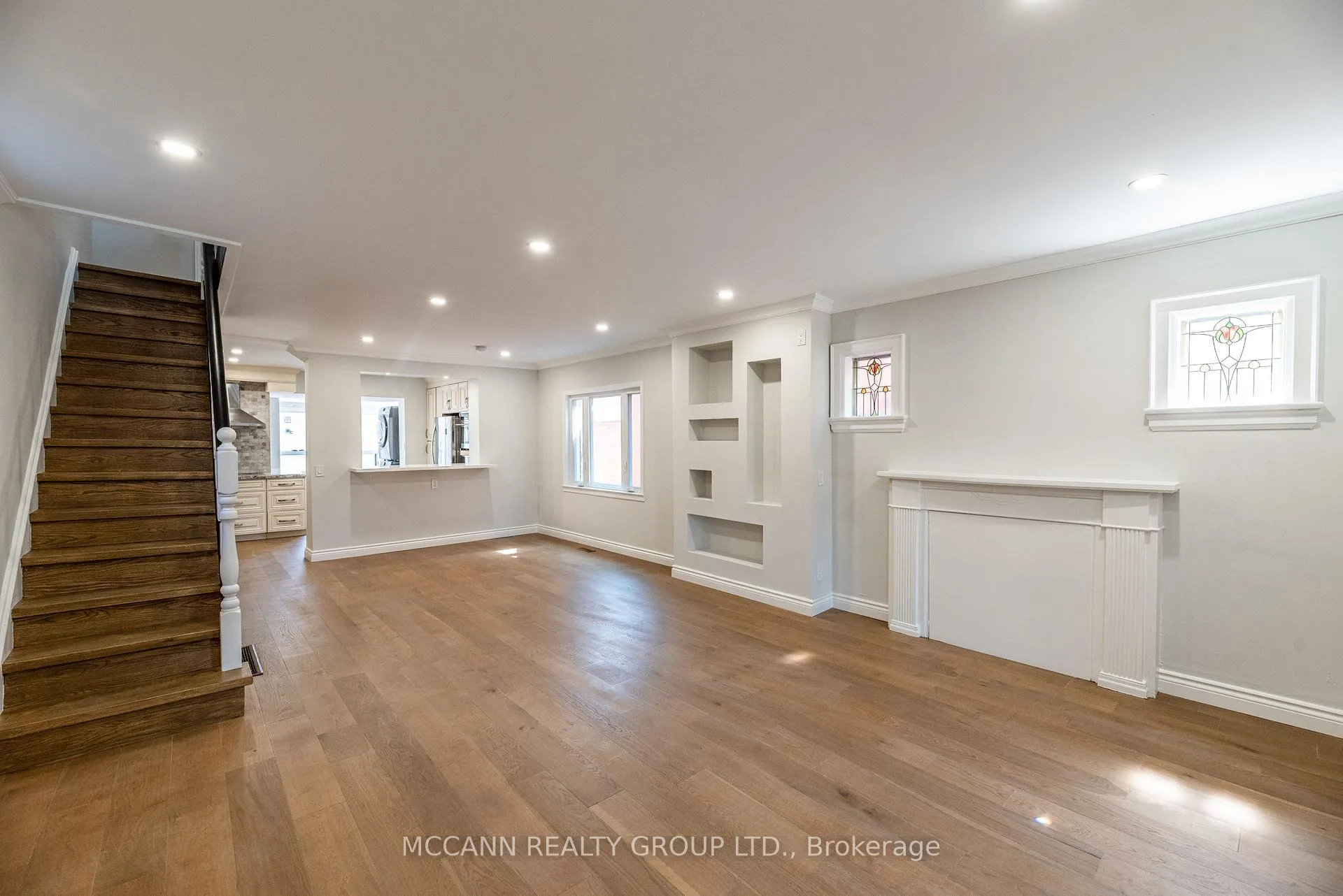 Photo 4 of Unit Main and 2nd, 301 Robina Avenue, Toronto, Oakwood Village — HOMEH