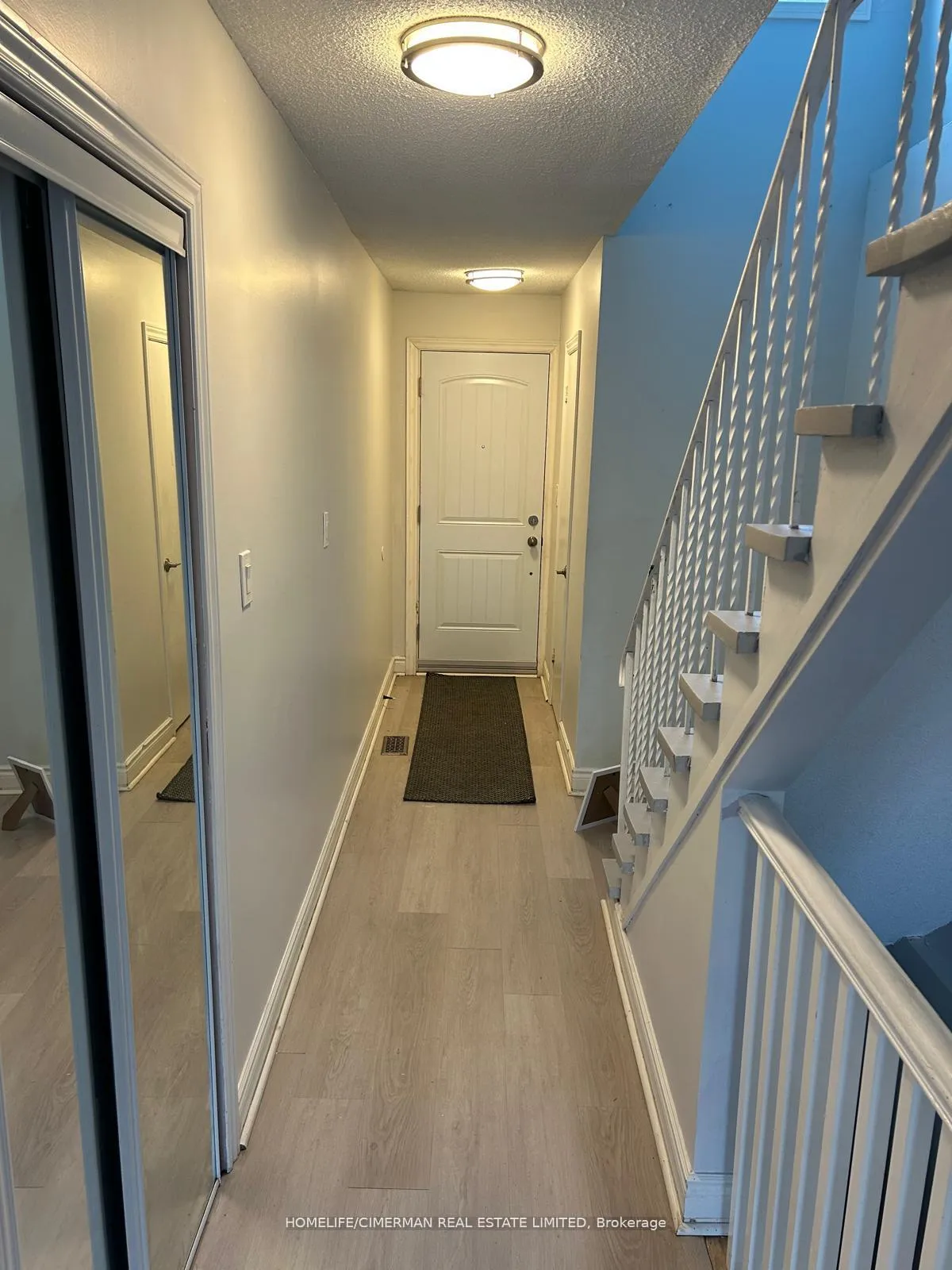 Photo 6 of Unit 46, 46 Foster Crescent, Brampton, Brampton North — HOMEH