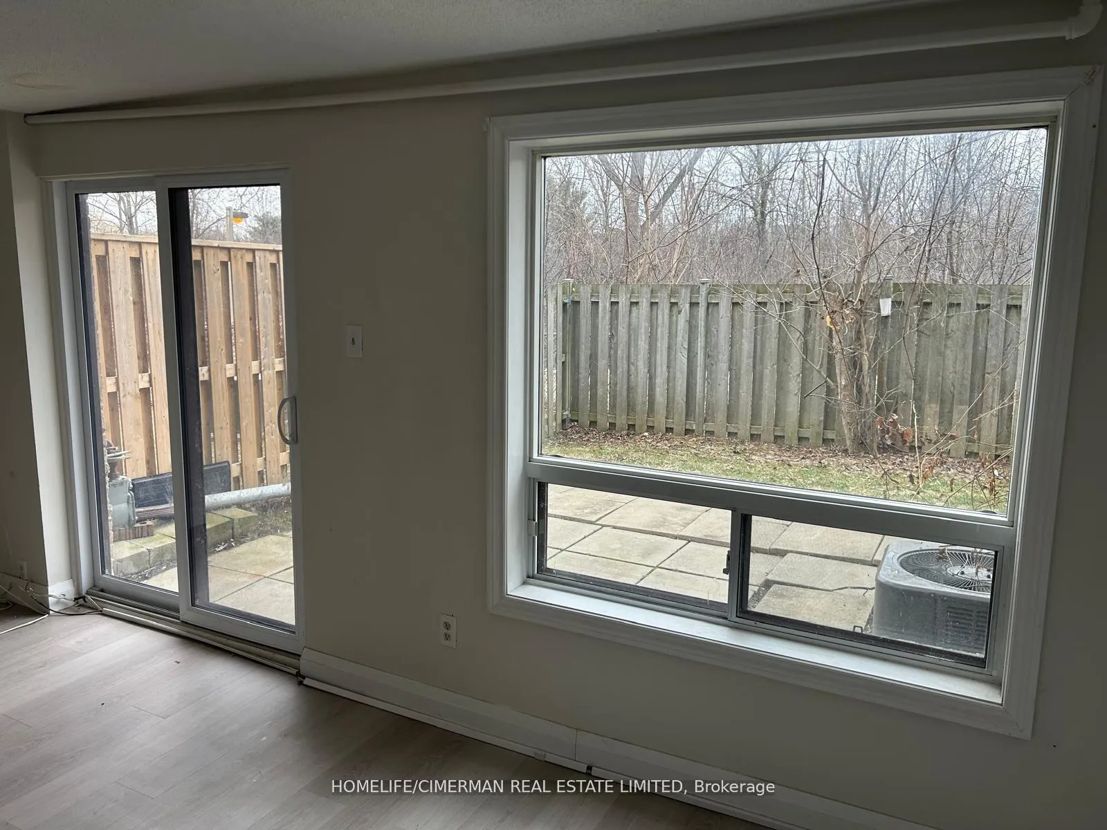 Photo 7 of Unit 46, 46 Foster Crescent, Brampton, Brampton North — HOMEH