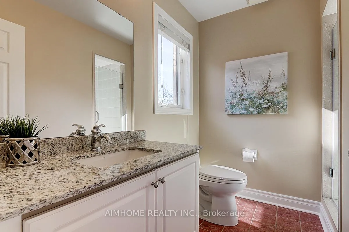 Photo 16 of 38 Rondeen Road, Vaughan, Patterson — HOMEH