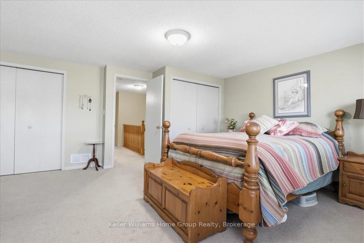 Photo 11 of 38 Roehampton Crescent, Guelph, Pineridge/Westminster Woods — HOMEH