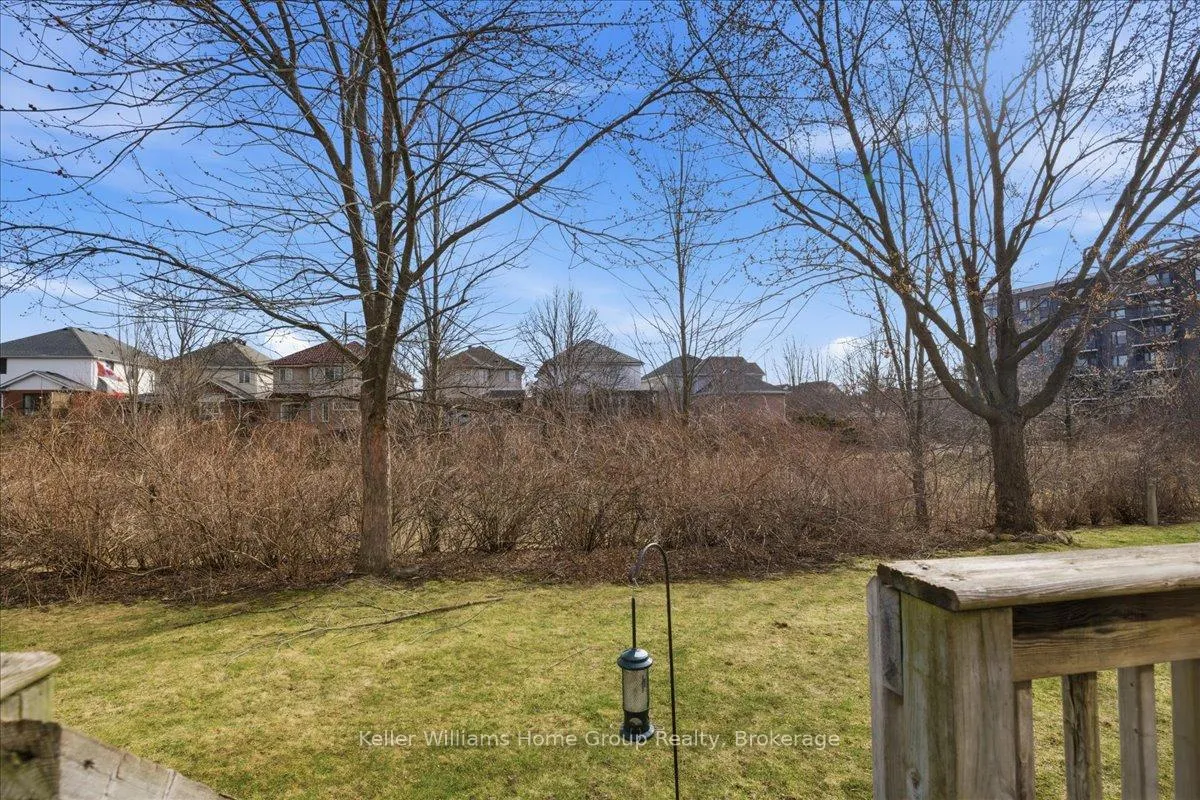 Photo 14 of 38 Roehampton Crescent, Guelph, Pineridge/Westminster Woods — HOMEH
