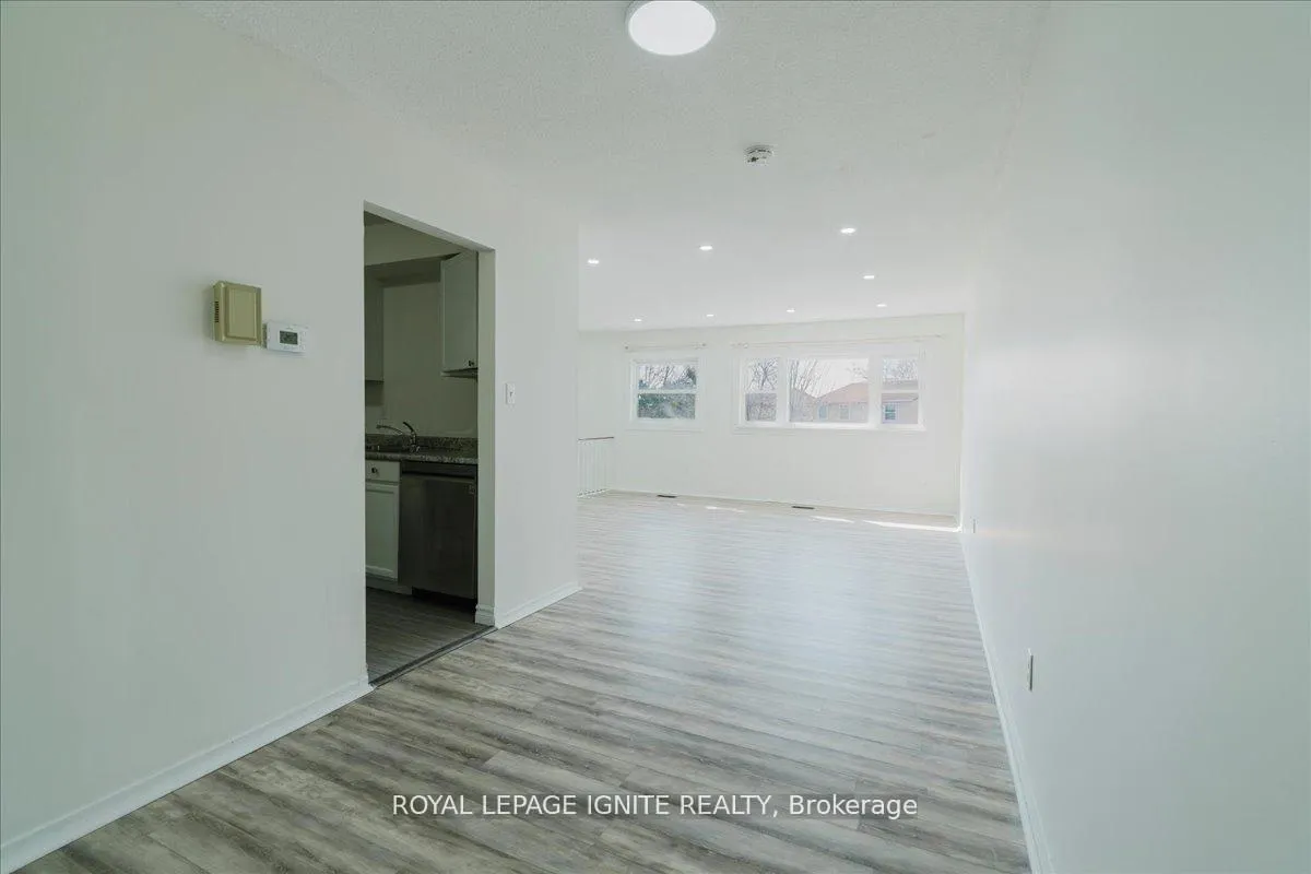 Photo 10 of 1389 Palmetto Drive, Oshawa, Samac — HOMEH