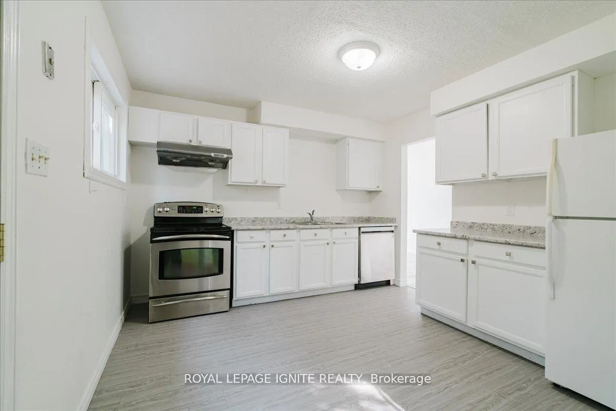 Photo 13 of 1389 Palmetto Drive, Oshawa, Samac — HOMEH
