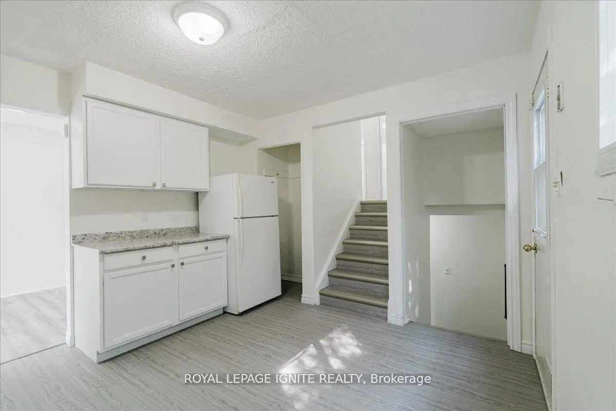 Photo 14 of 1389 Palmetto Drive, Oshawa, Samac — HOMEH