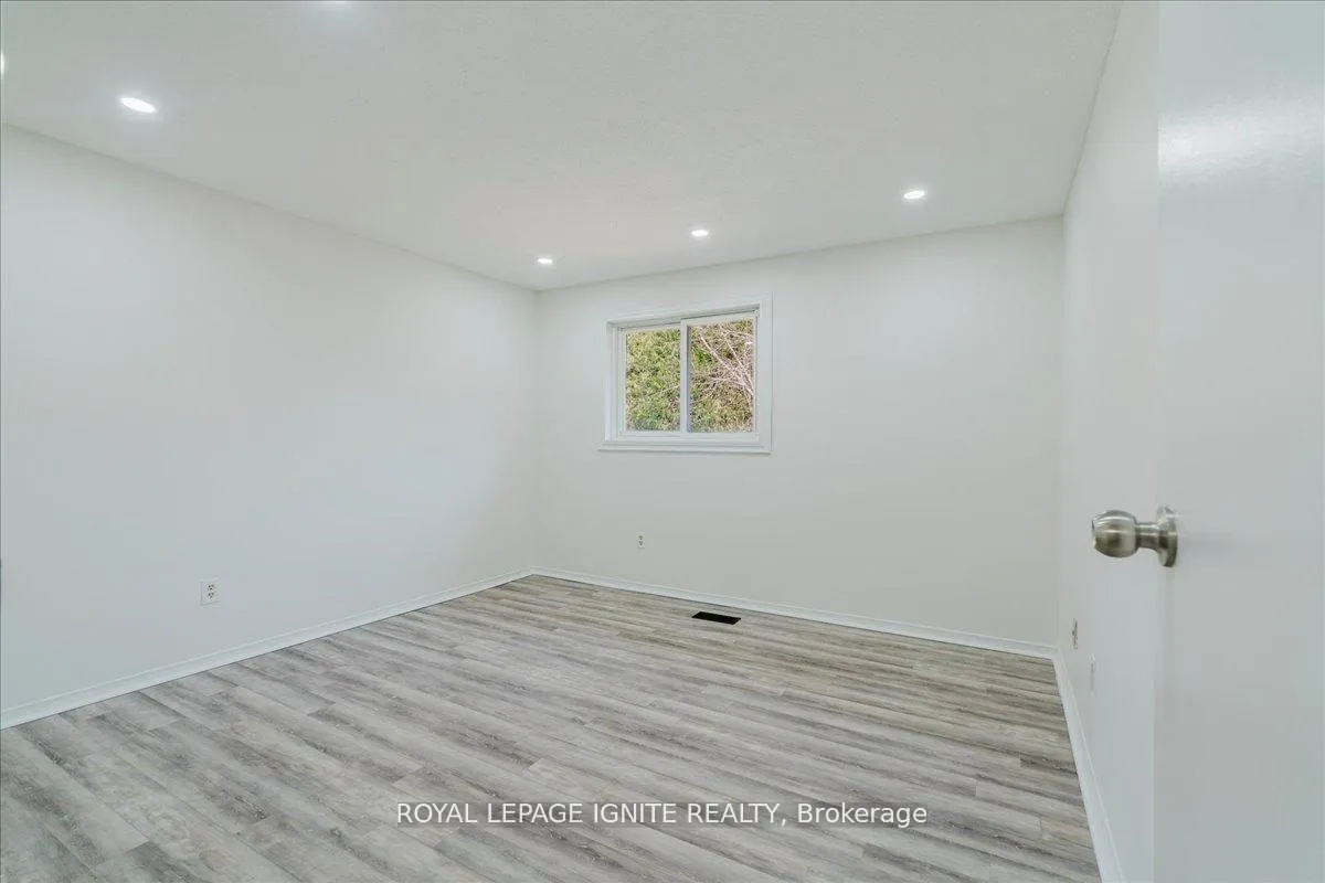 Photo 15 of 1389 Palmetto Drive, Oshawa, Samac — HOMEH