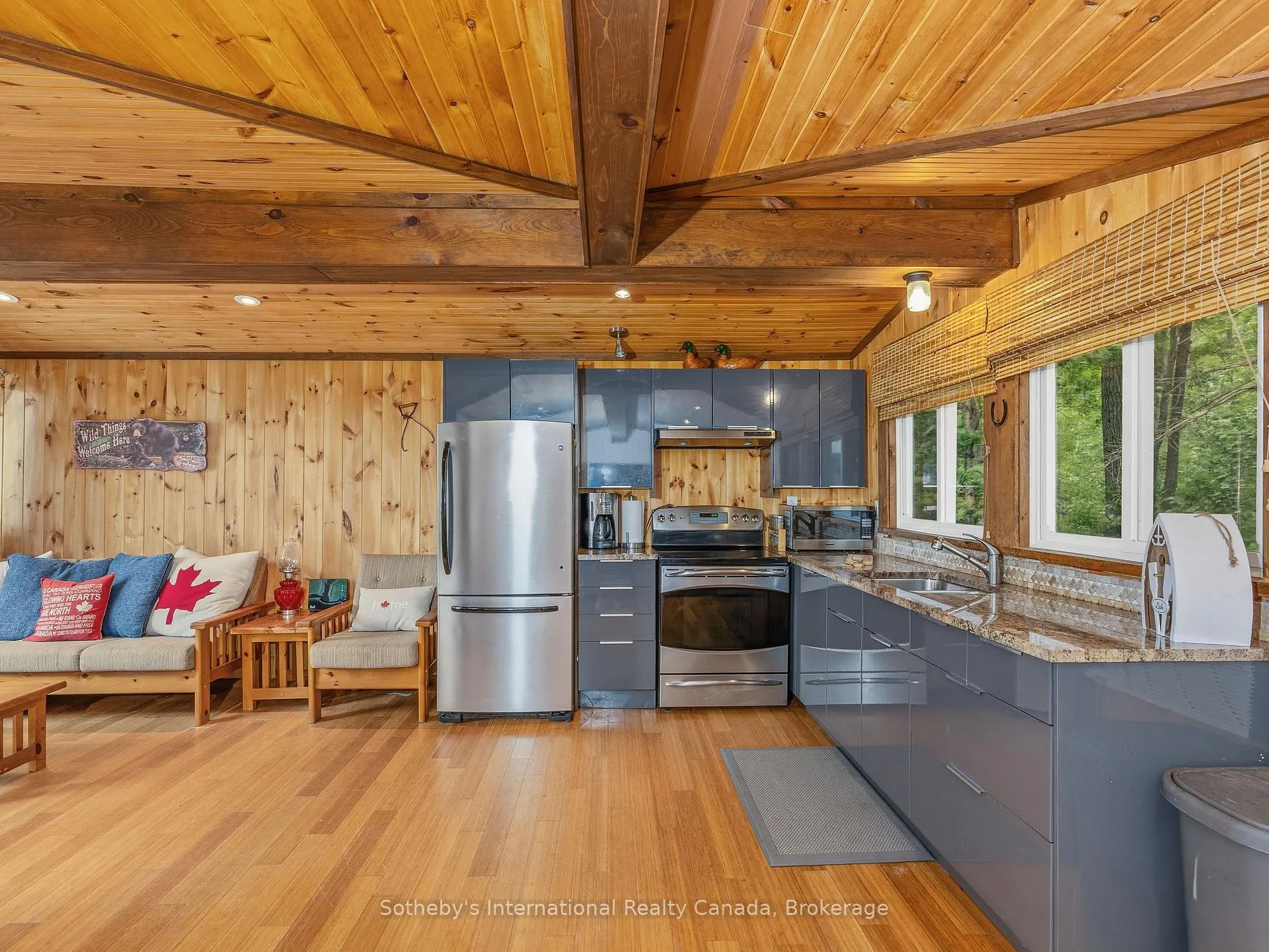 Photo 11 of 1040 Kahshe, Gravenhurst, Morrison — HOMEH