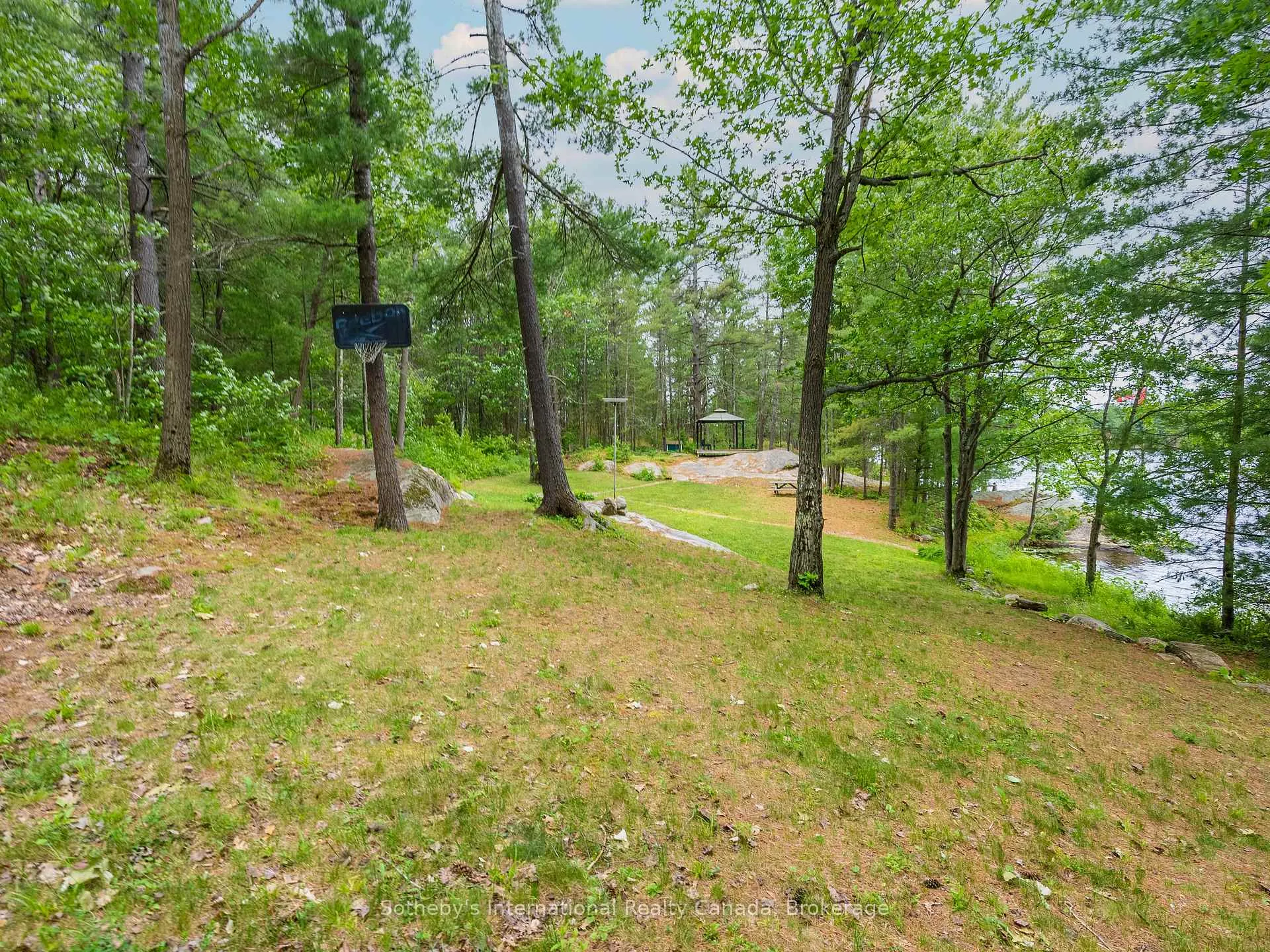 Photo 28 of 1040 Kahshe, Gravenhurst, Morrison — HOMEH