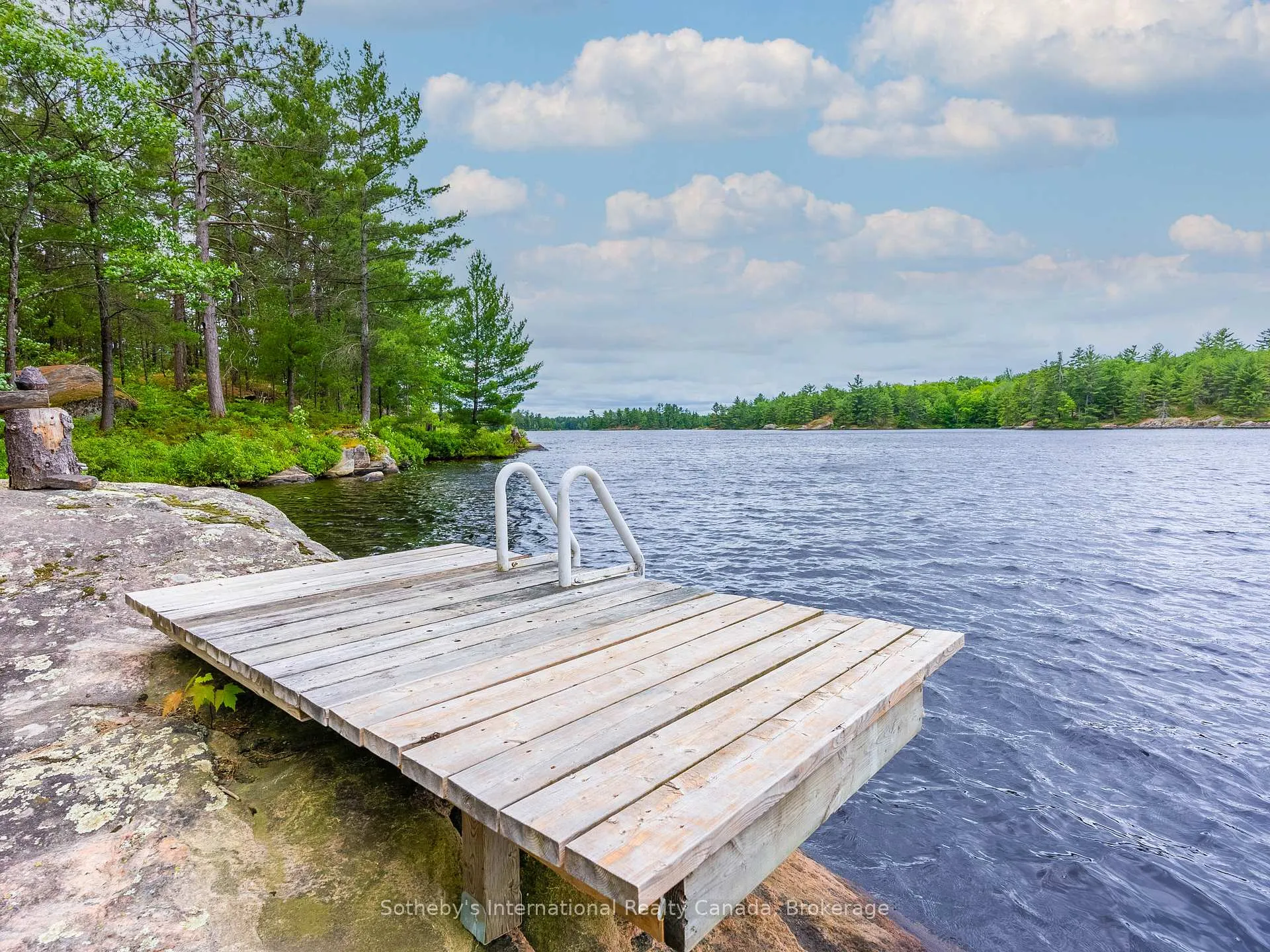 Photo 32 of 1040 Kahshe, Gravenhurst, Morrison — HOMEH