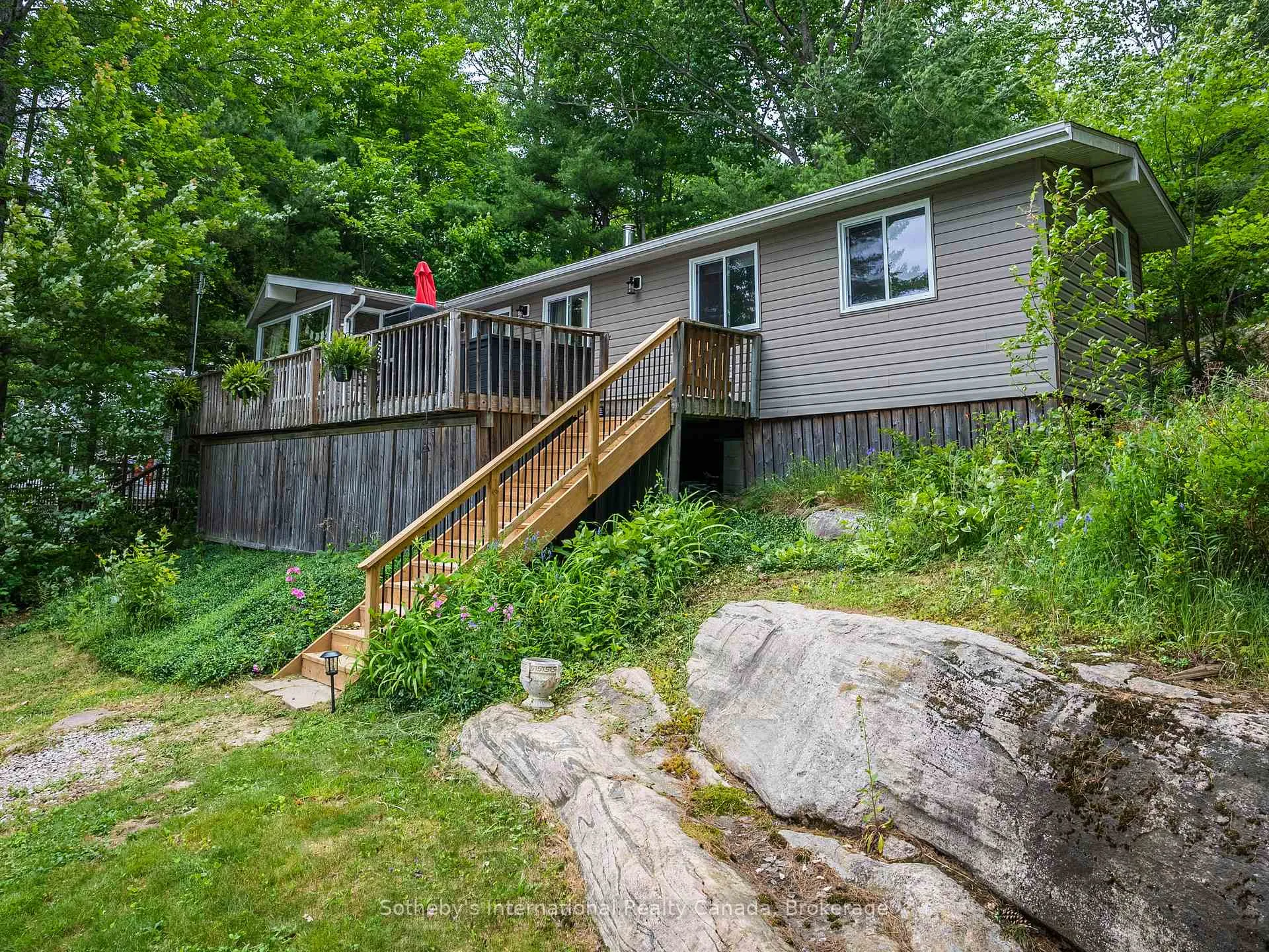 Photo 34 of 1040 Kahshe, Gravenhurst, Morrison — HOMEH