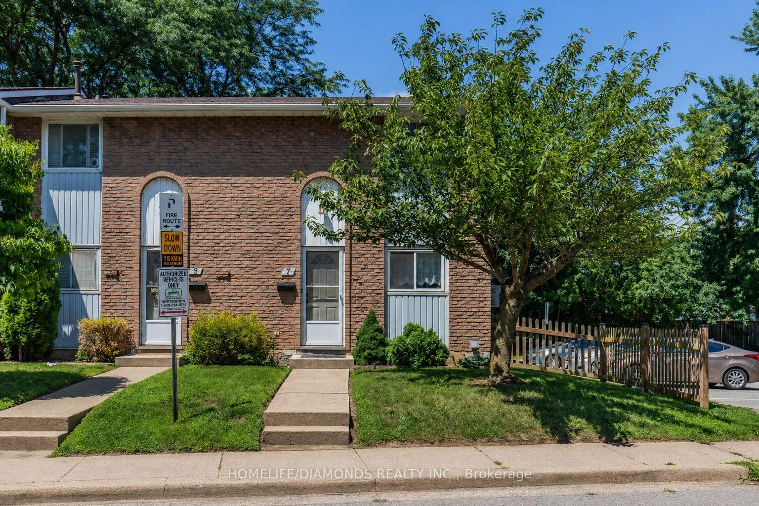 Photo 1 of Unit 7, 25 Linfield Drive, St. Catharines, Lakeport — HOMEH