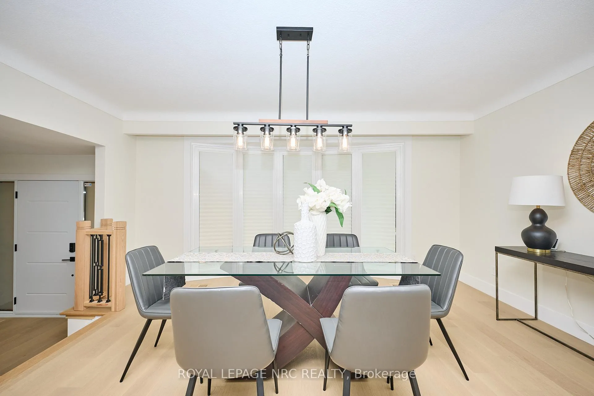 Photo 14 of 10 Willowdale Court, Pelham, Fonthill — HOMEH