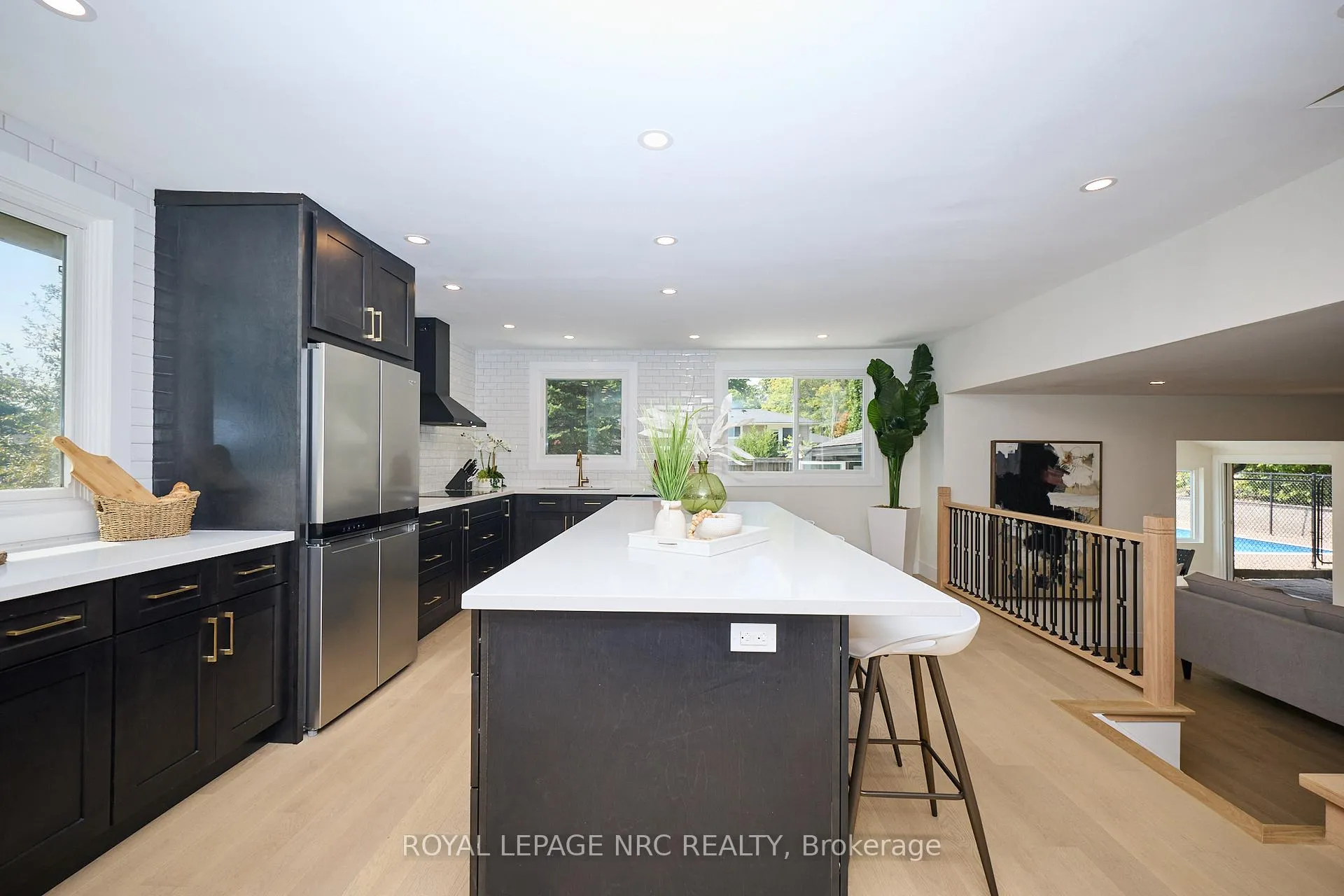 Photo 16 of 10 Willowdale Court, Pelham, Fonthill — HOMEH