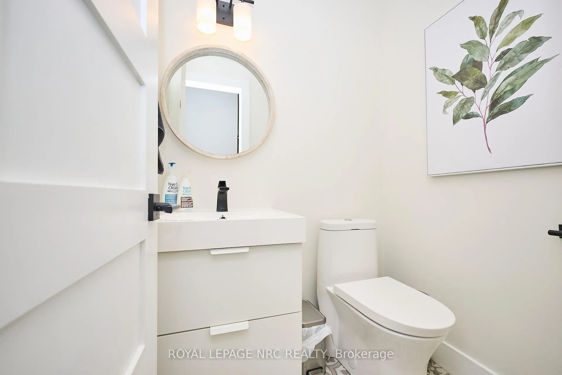 Photo 23 of 10 Willowdale Court, Pelham, Fonthill — HOMEH
