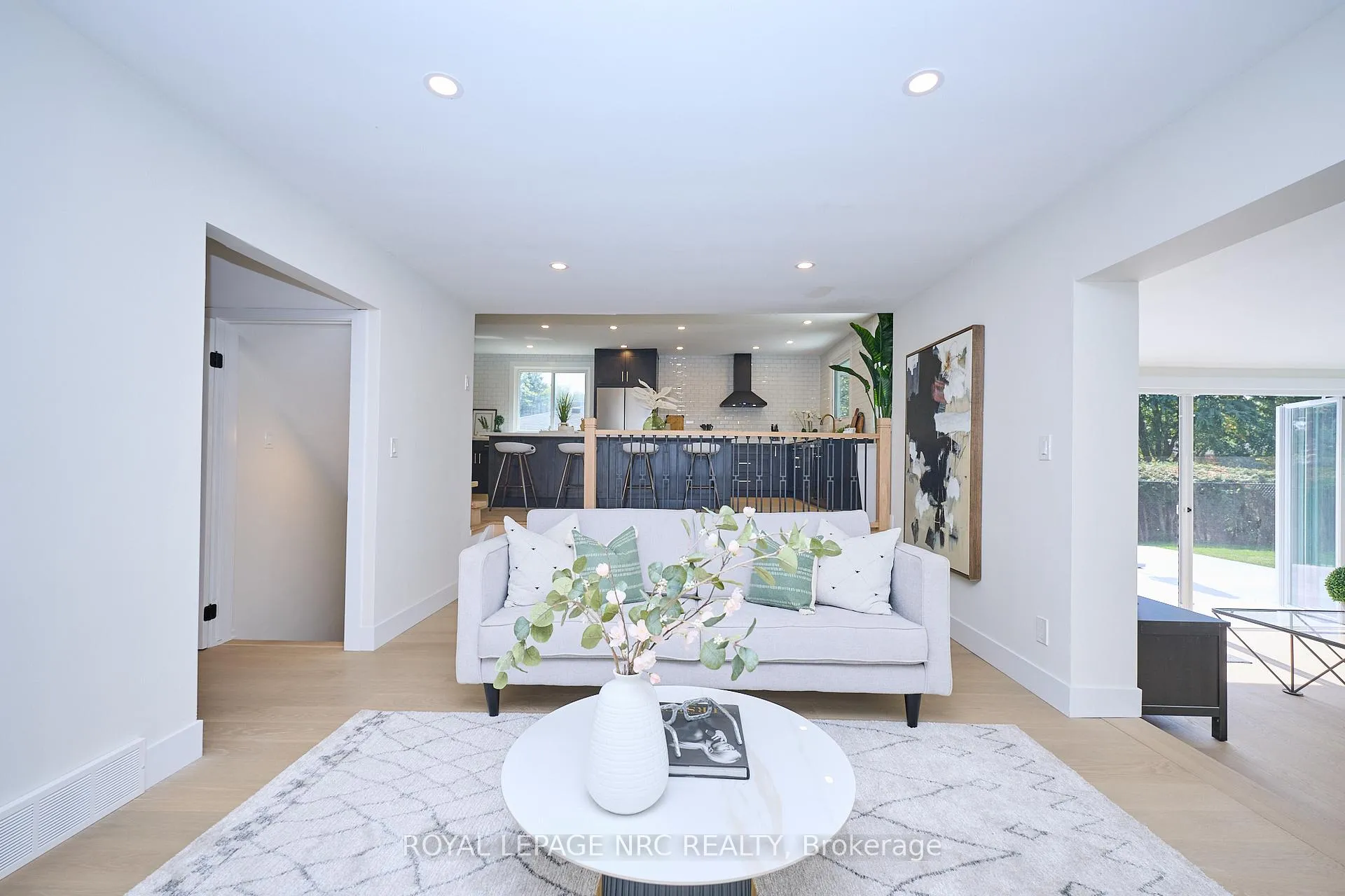 Photo 25 of 10 Willowdale Court, Pelham, Fonthill — HOMEH
